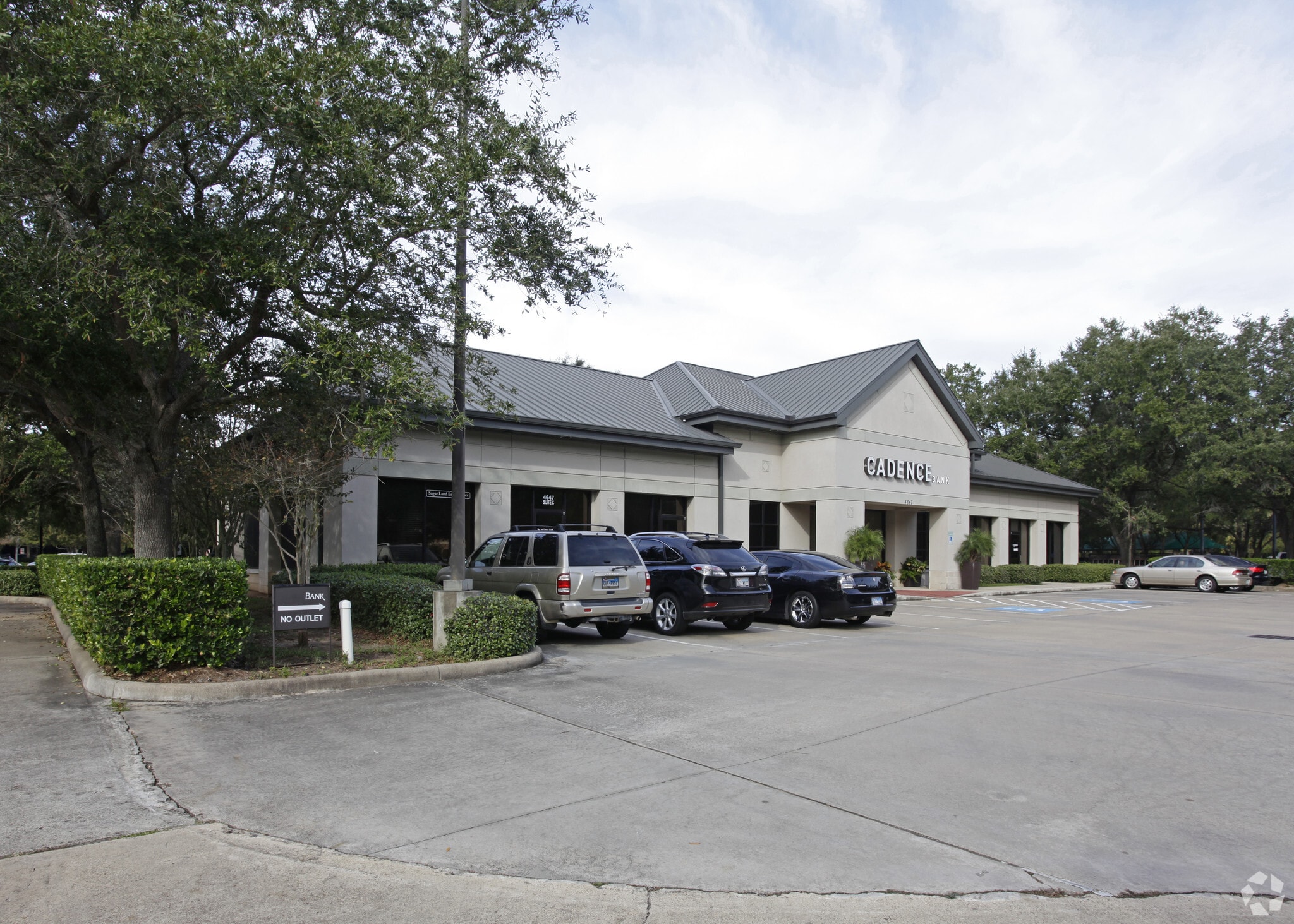 4647 Sweetwater Blvd, Sugar Land, TX for Rent
