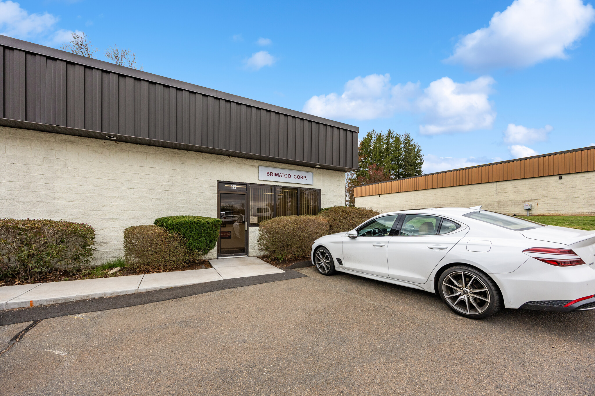 1486 Highland Ave, Cheshire, CT for Sale