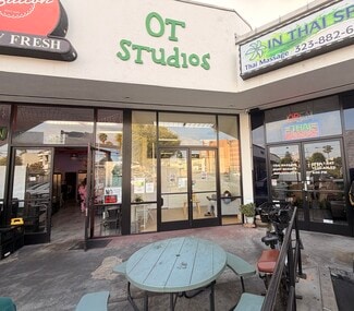 Los Angeles, CA Retail - 7300 W Sunset Blvd