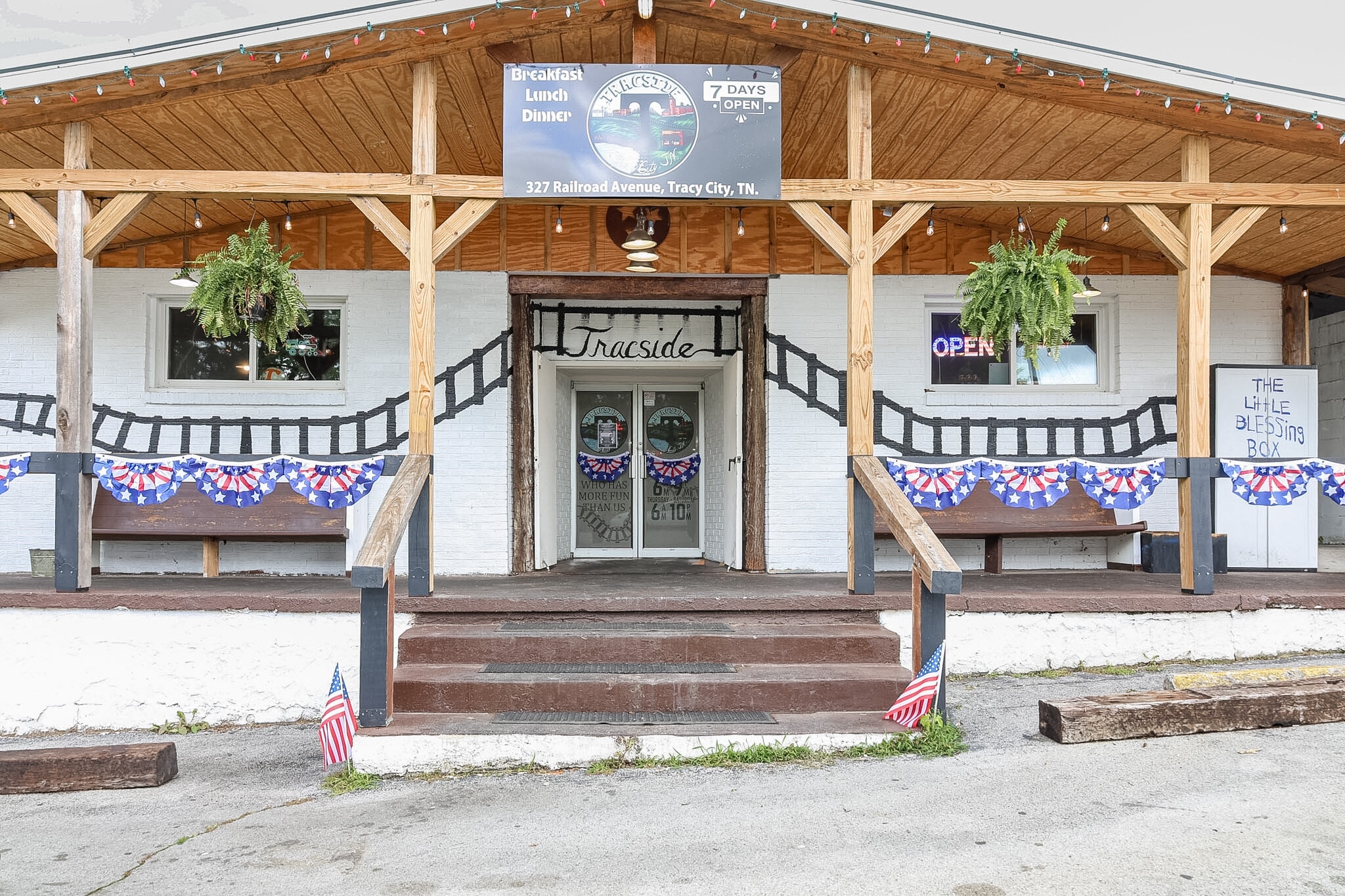 327 Railroad Ave, Tracy City, TN for Sale