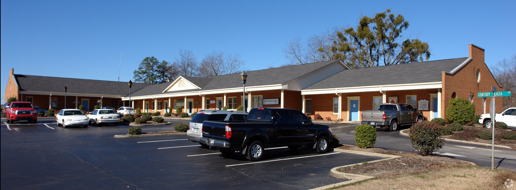 100 Century Plaza Dr, Seneca, SC for Rent
