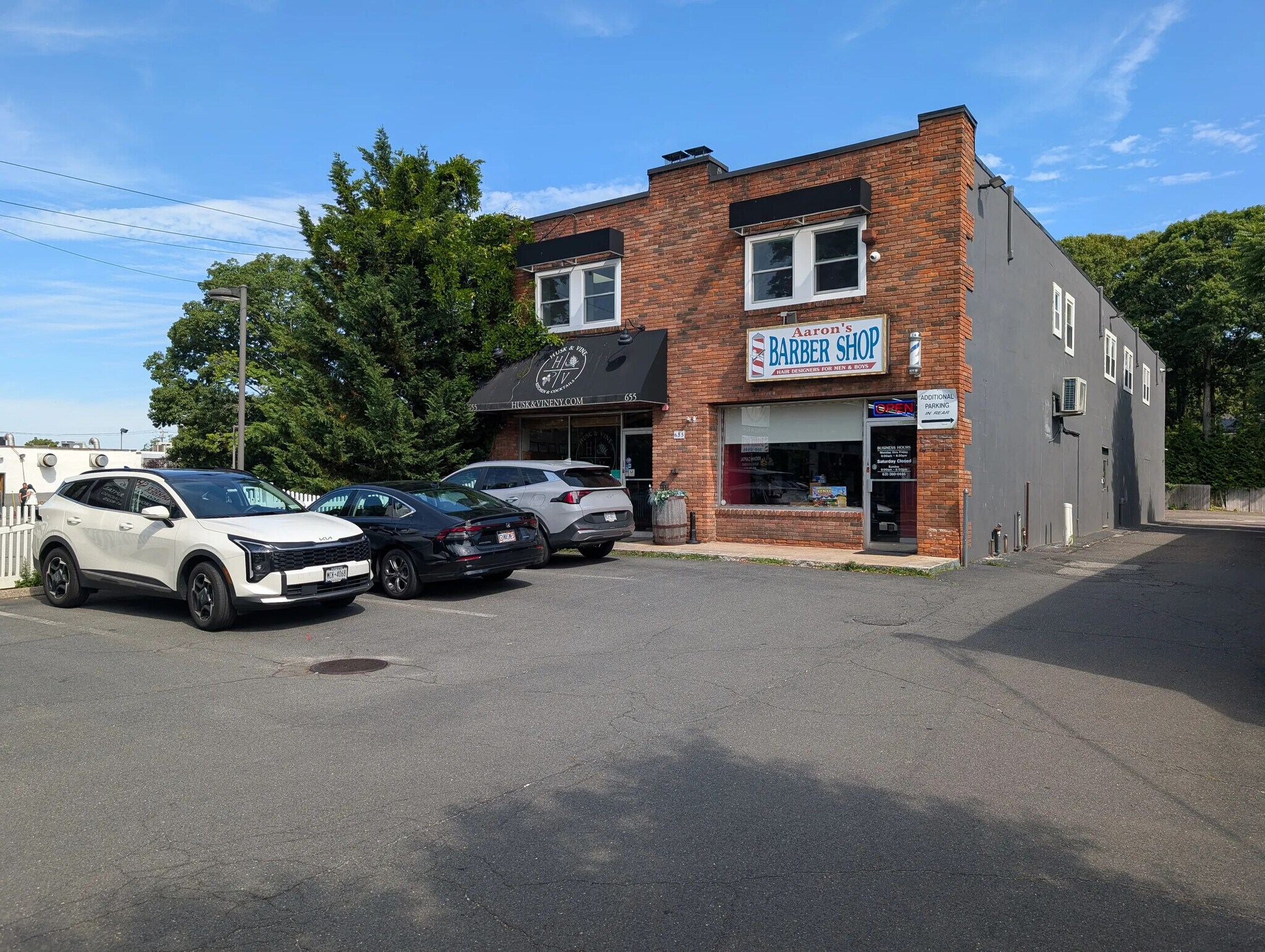 655 Middle Country Rd, Saint James, NY for Rent