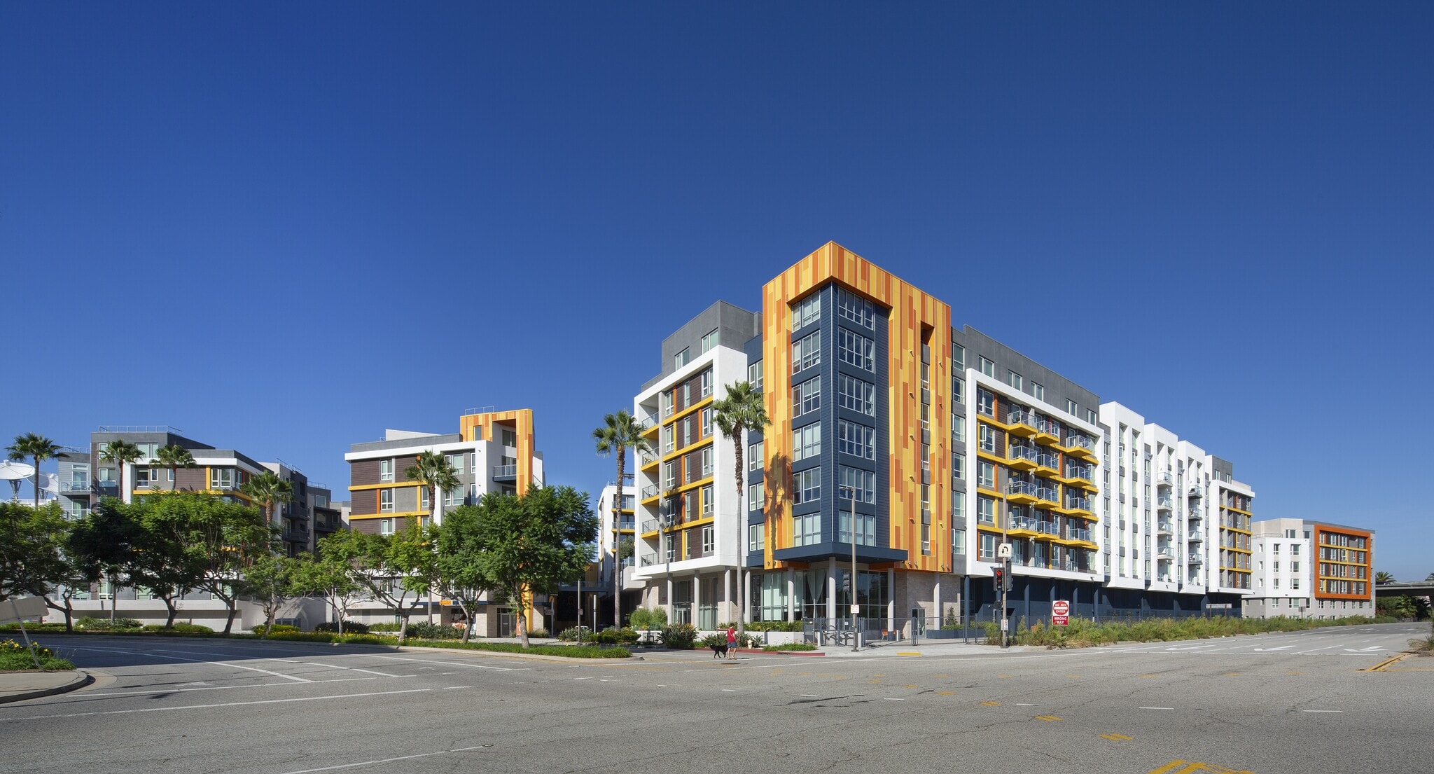 5901-5921 Center Dr, Los Angeles, CA for Rent