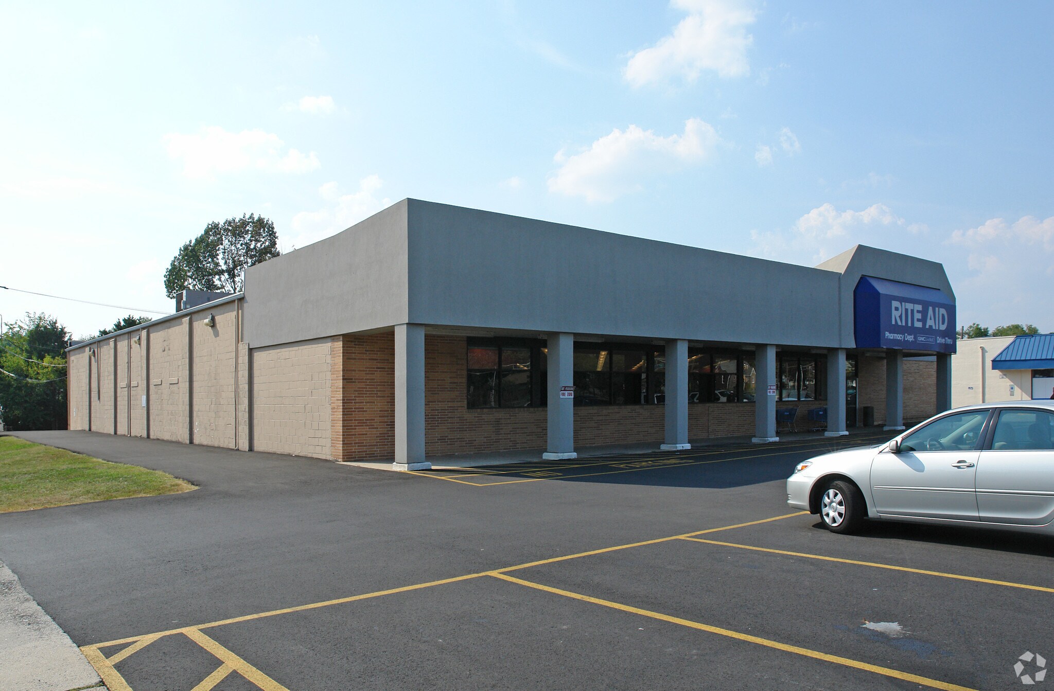 608 N Warwick Rd, Somerdale, NJ for Sale