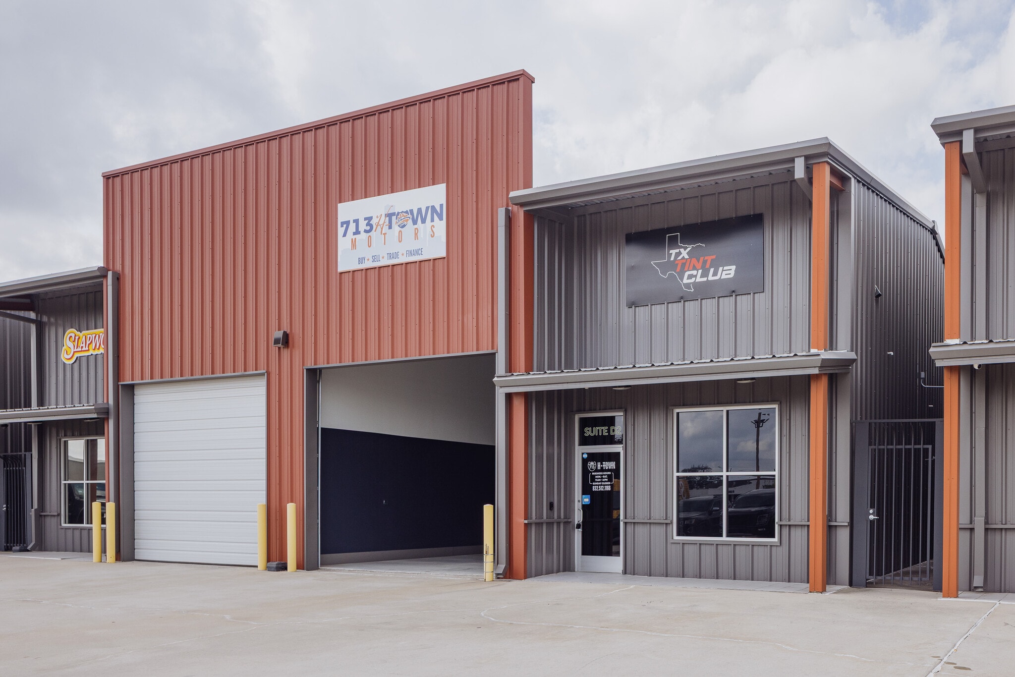 8990 Parkwest Dr, Houston, TX for Rent