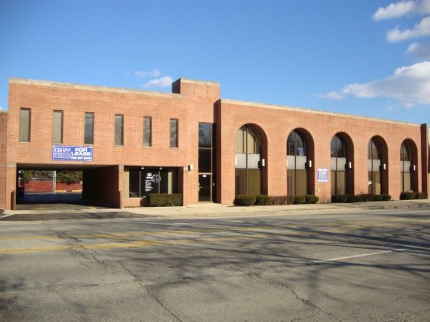 521 S La Grange Rd, La Grange, IL for Rent