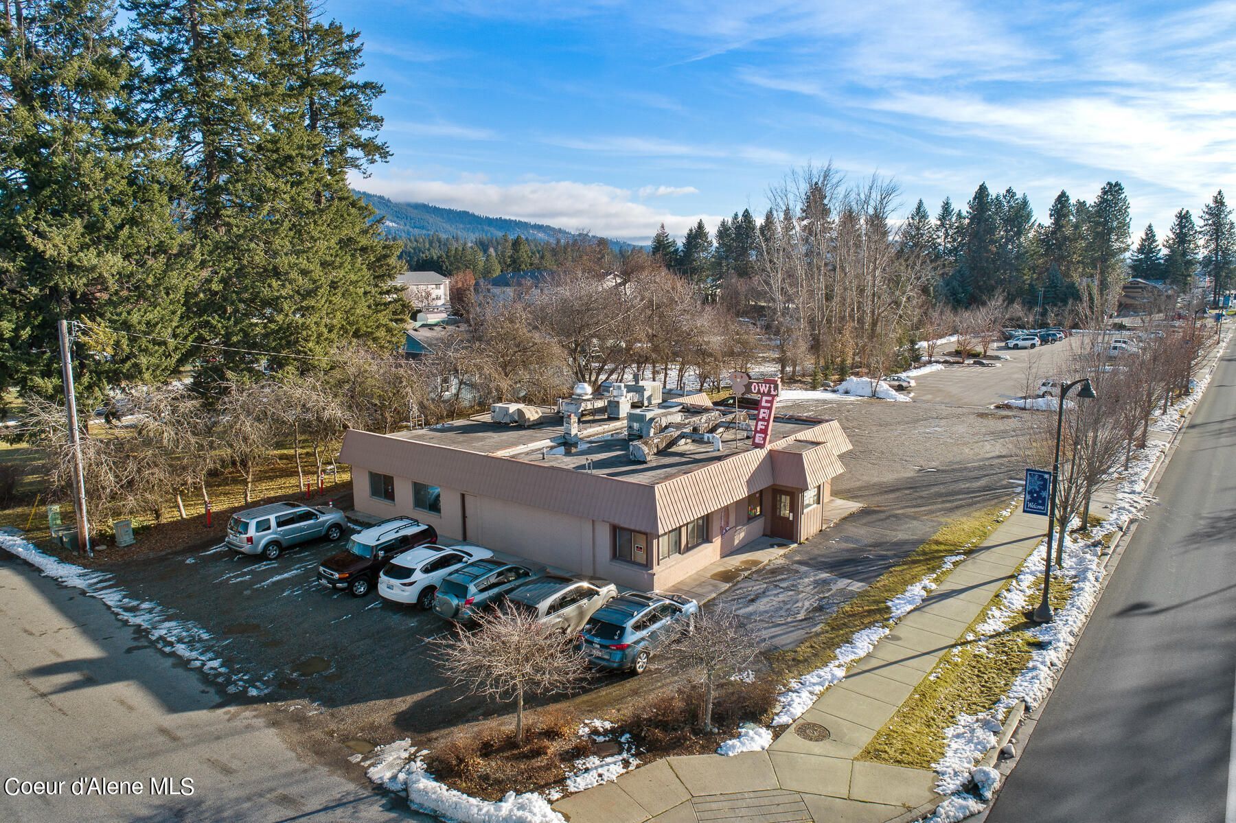 9178 N Government Way Hayden, ID 83835 Retail Property for Lease on