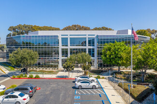 Carlsbad, CA Coworking Space - 701 Palomar Airport Rd