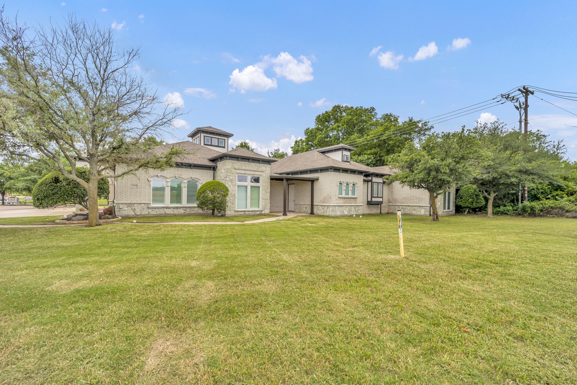 840 E I-20 Hwy, Arlington, TX for Sale