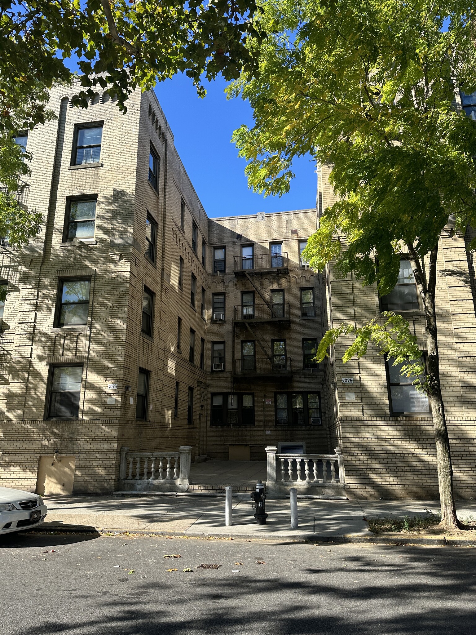 2023 Colonial Ave, Bronx, NY for Sale