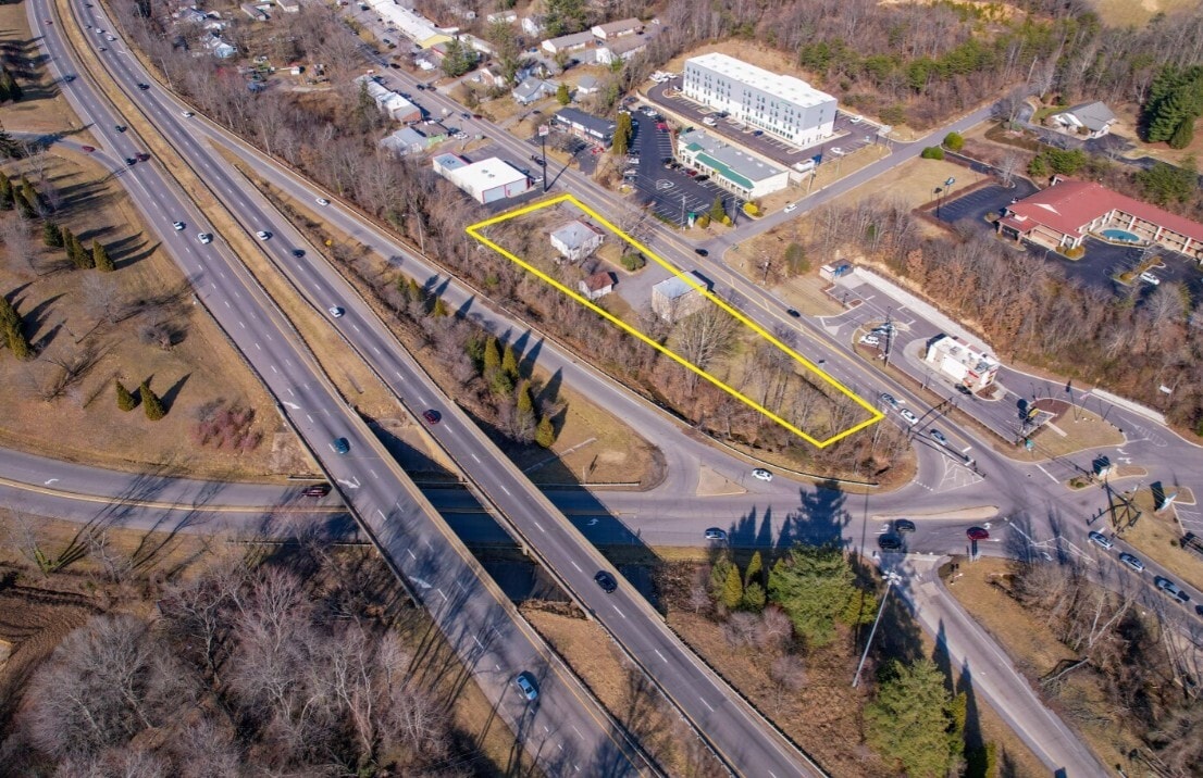 128-138 Weaverville Road, Asheville, NC for Sale