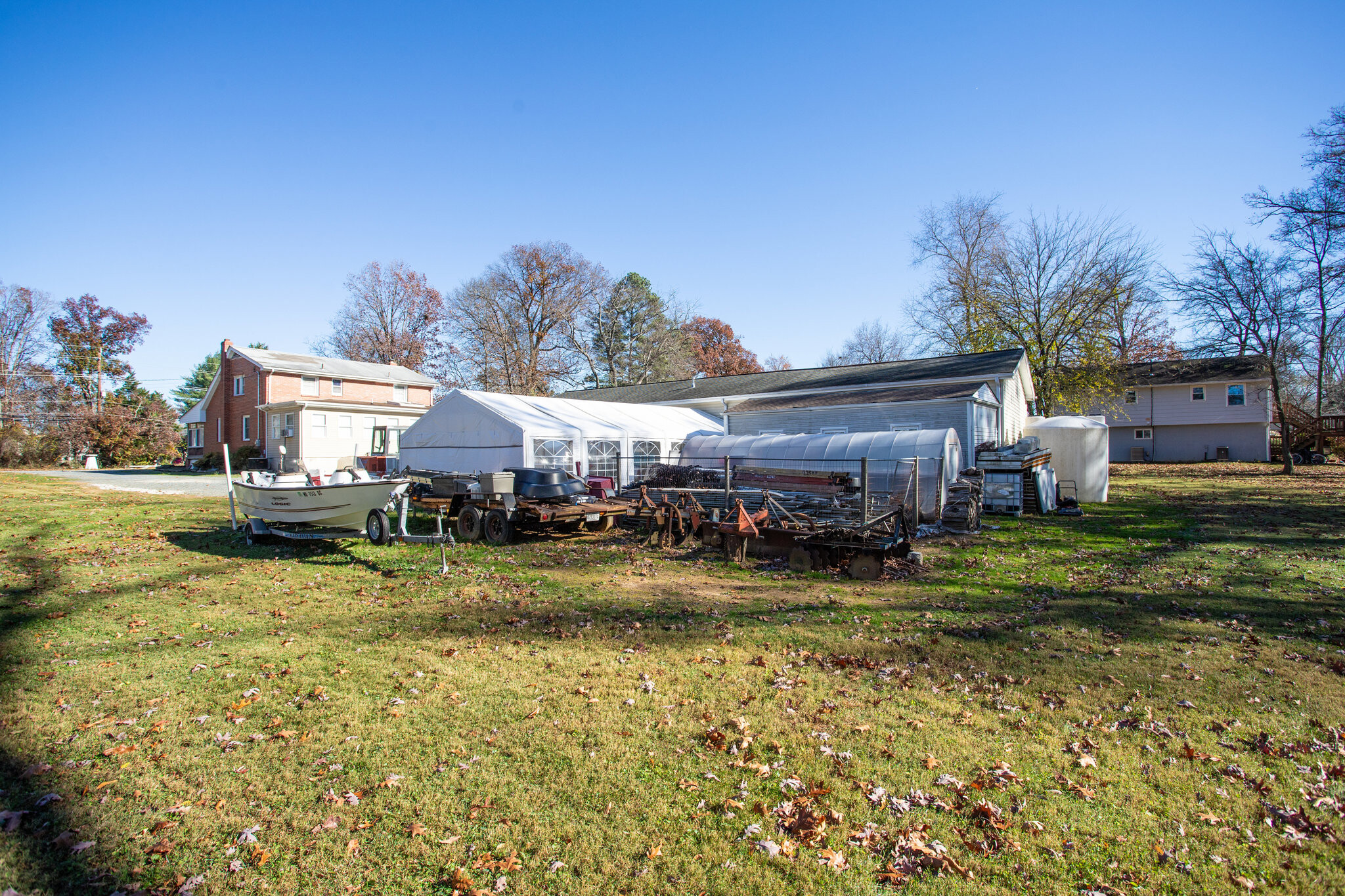 6904-6908 Muncaster Mill Rd, Derwood, MD for Sale