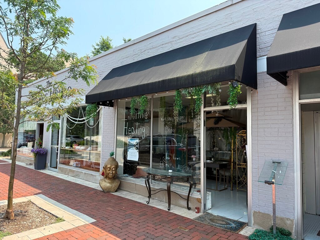 342-346 Tudor Ave, Glencoe, IL for Rent