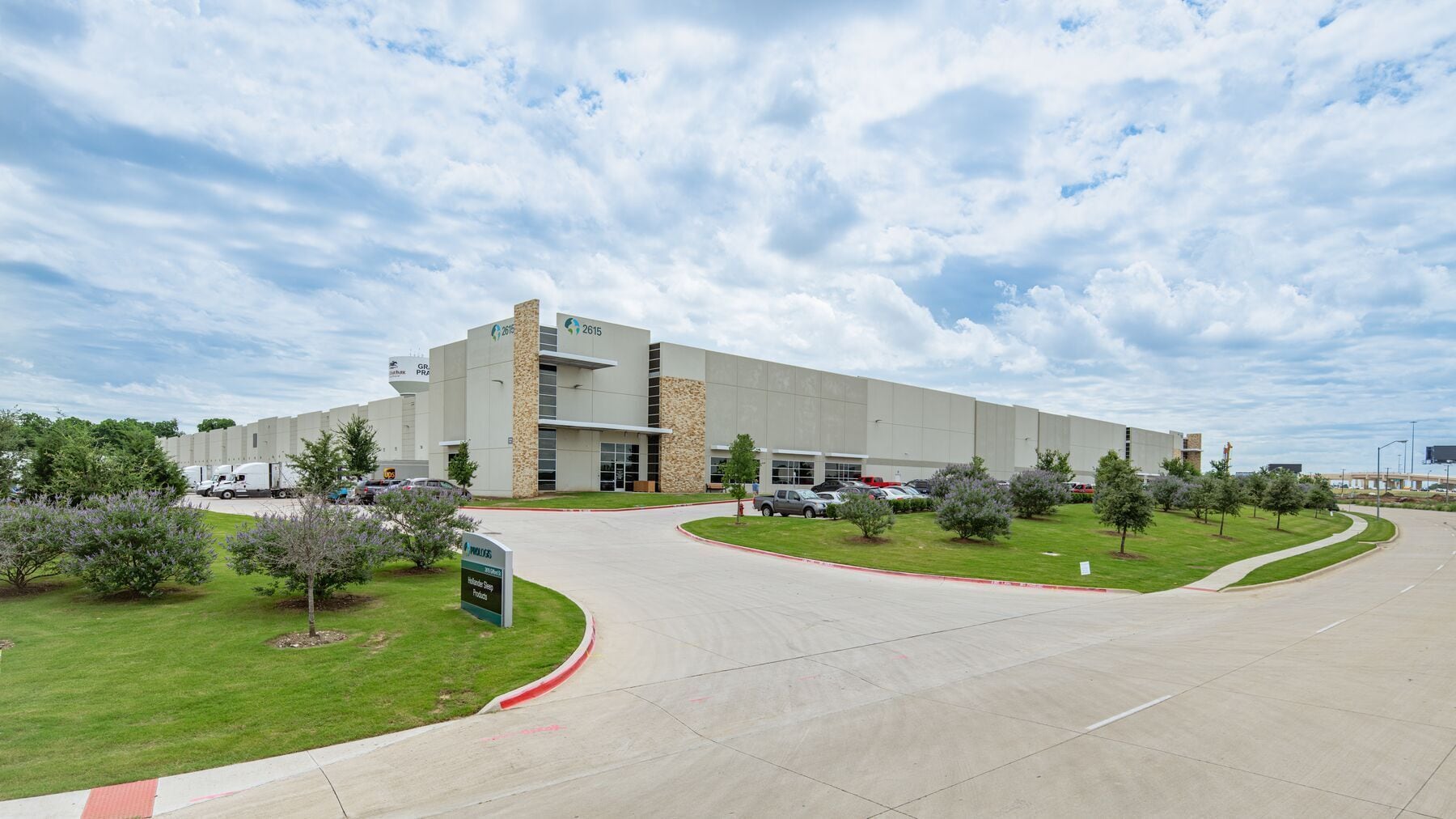 2615 Gifford St, Grand Prairie, TX for Rent