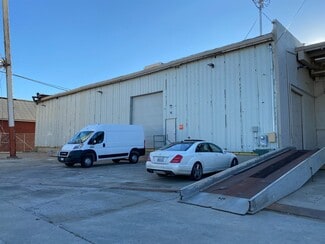 Patterson, CA Warehouse - 71 S 1st St