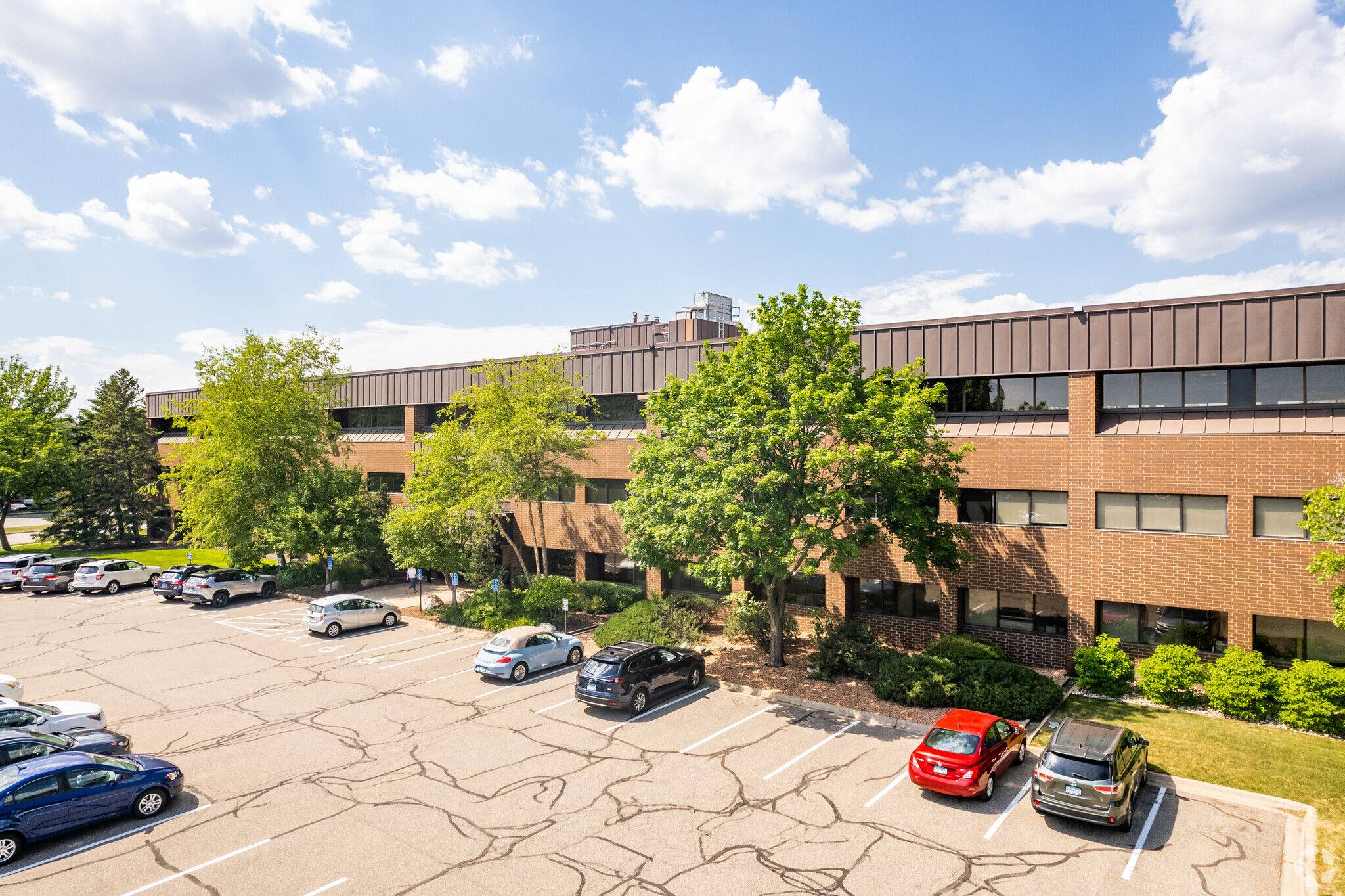 7701 York Ave S, Edina, MN for Rent