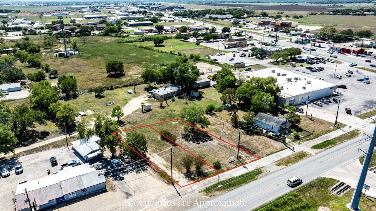 300 Blackjack st, Lockhart, TX for Sale