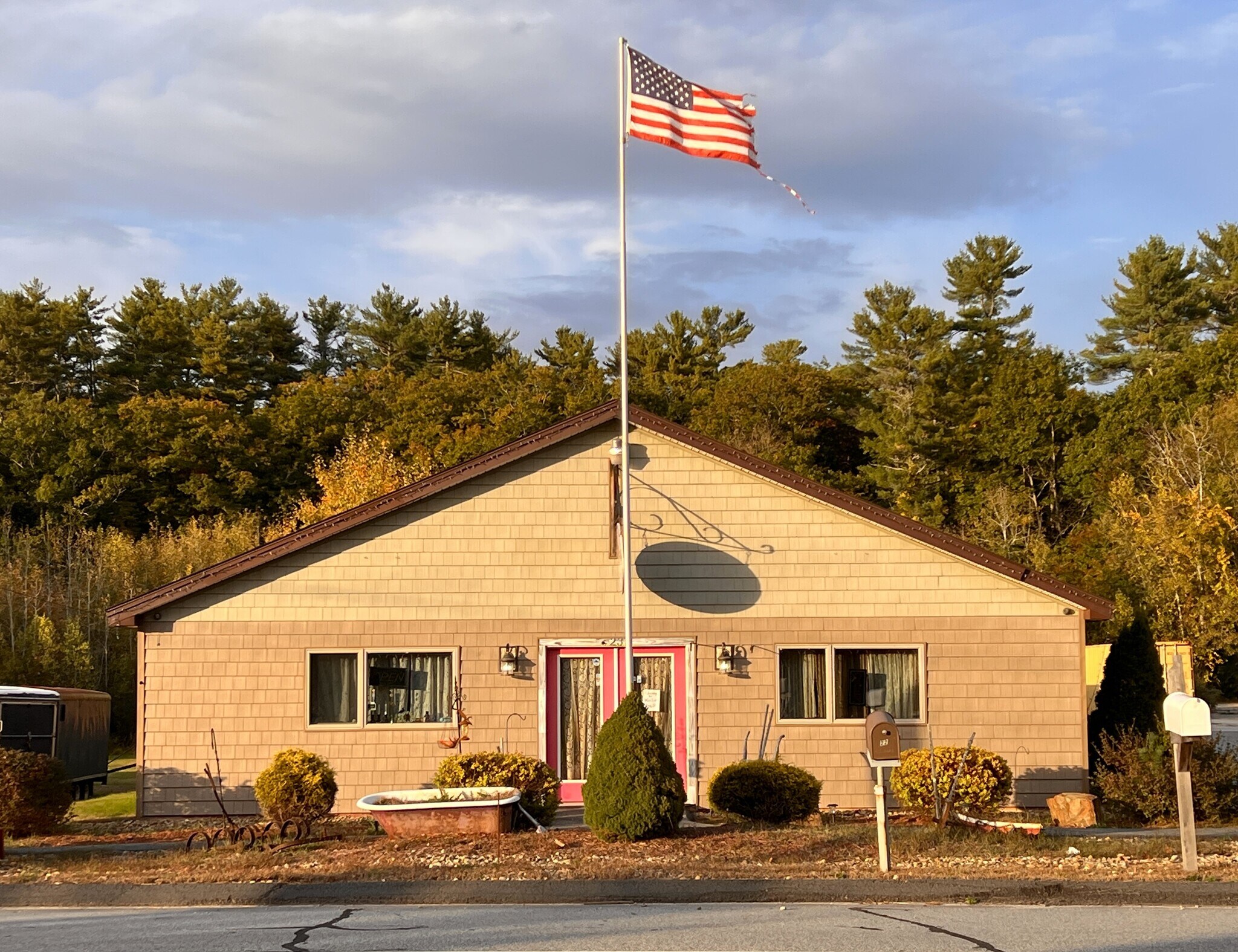 23 Roosevelt Trl S, Casco, ME for Rent