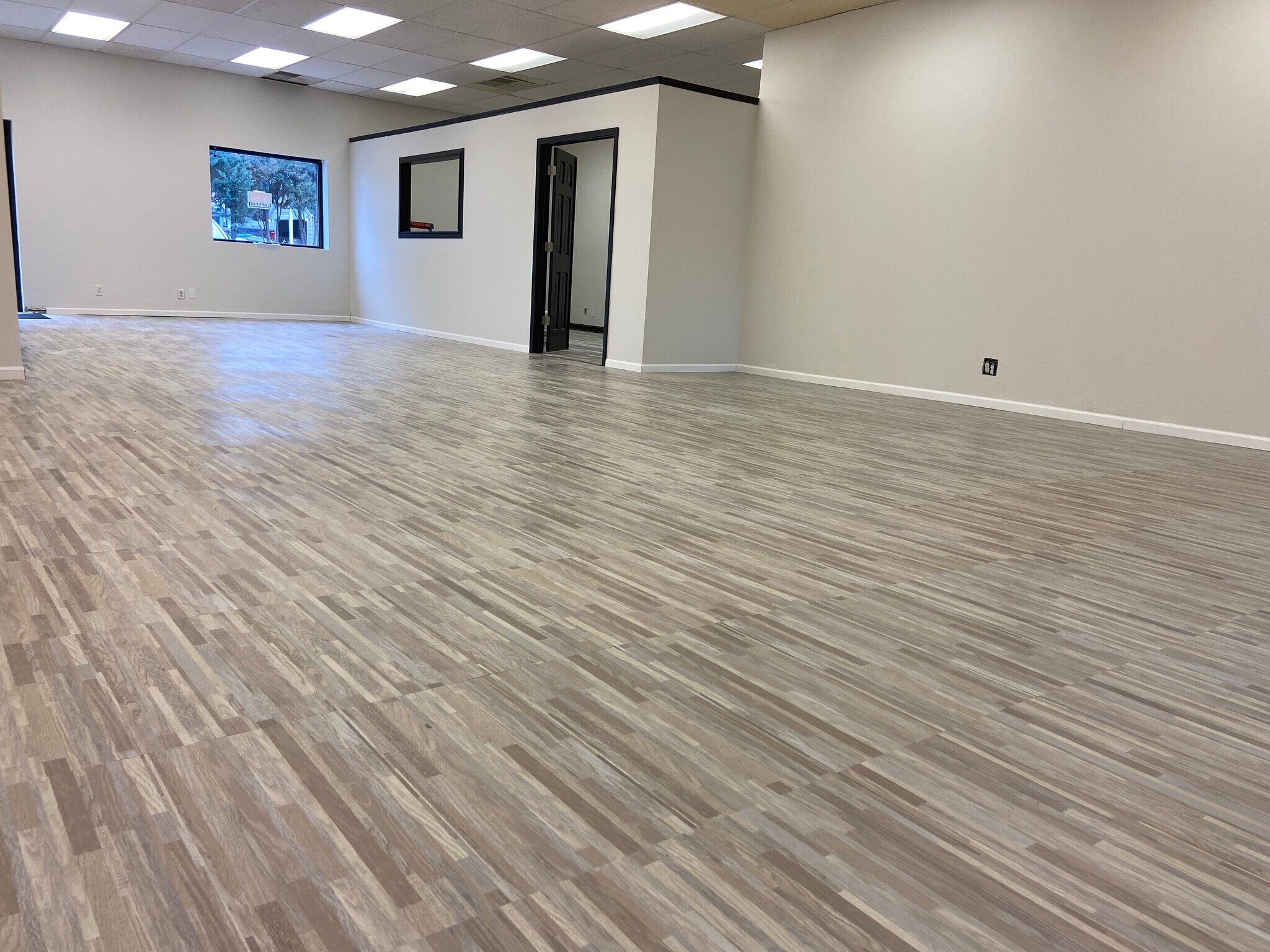 517 N Lake Ave, Twin Lakes, WI for Rent