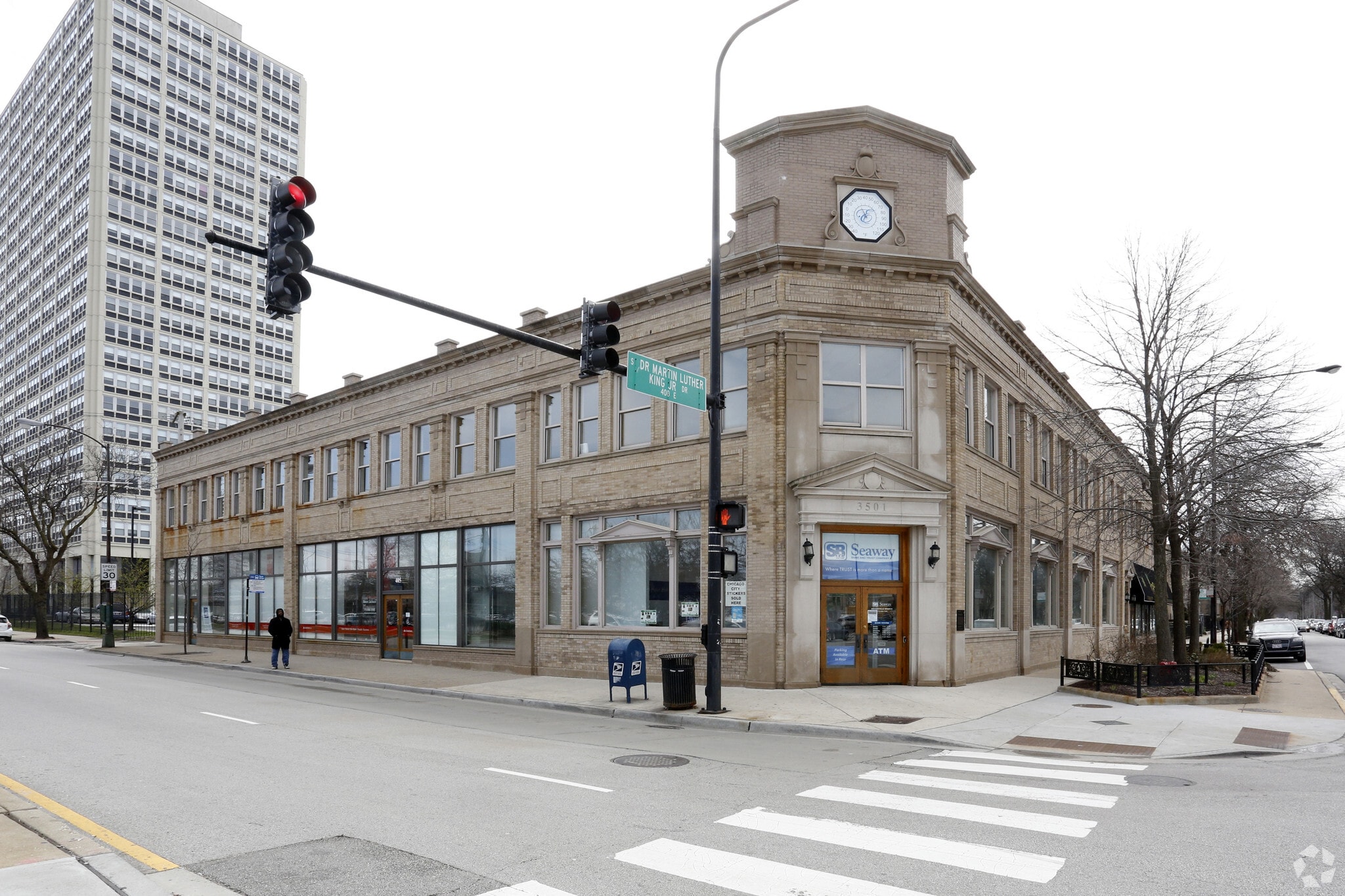 3501-3513 S King Dr, Chicago, IL for Rent