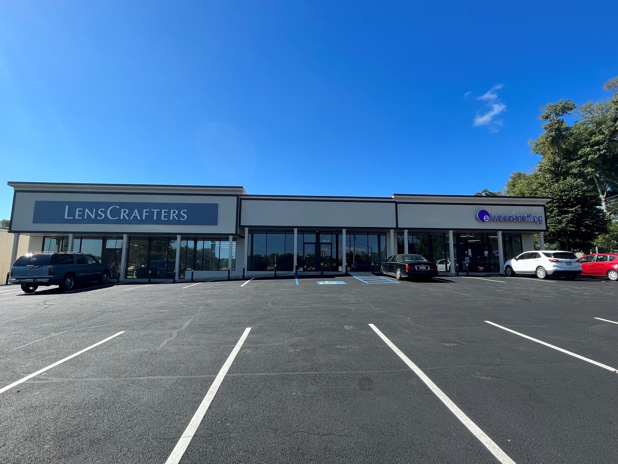 4027 Airport Blvd, Mobile, AL for Rent