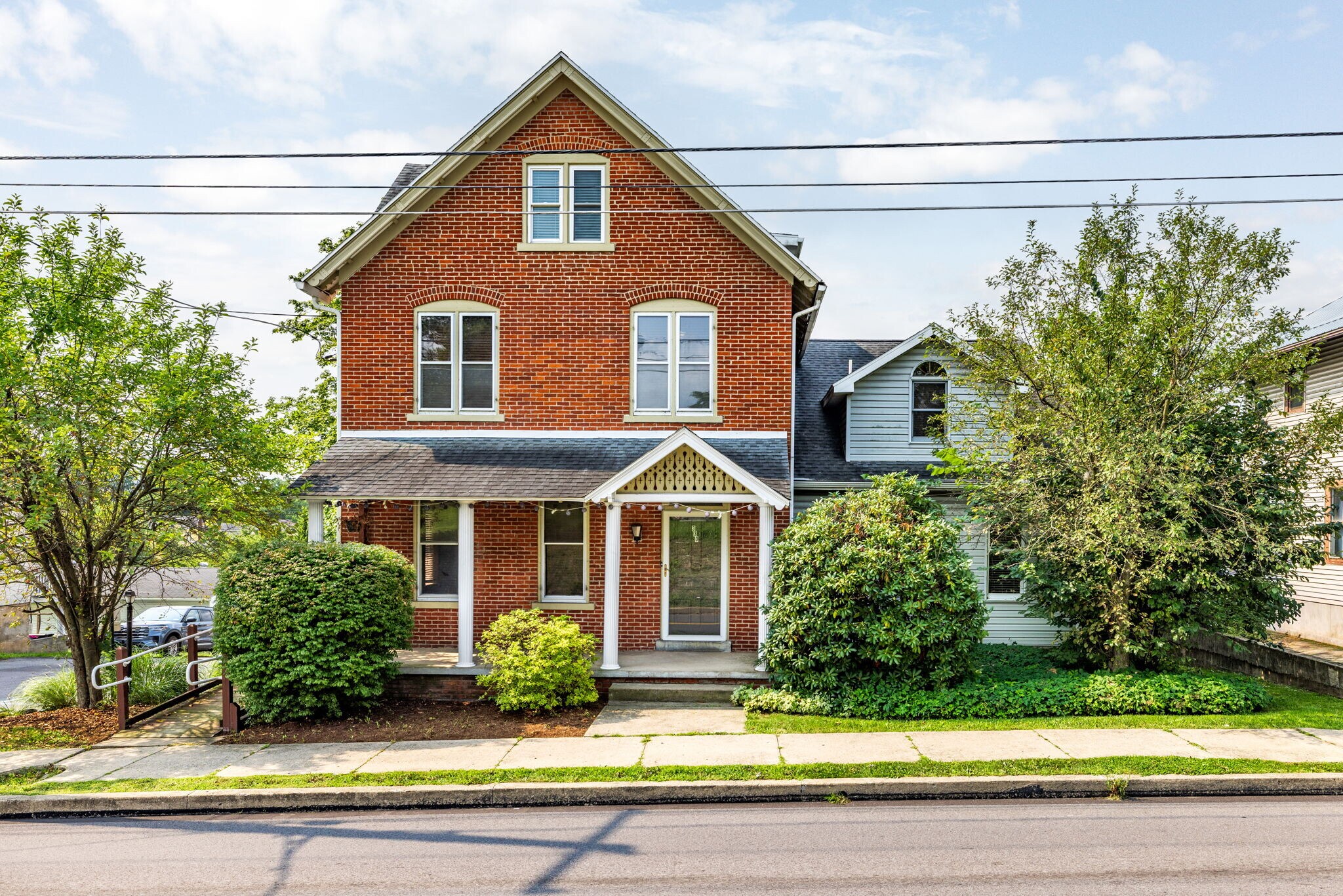 330 Mahoning St, Milton, PA for Sale