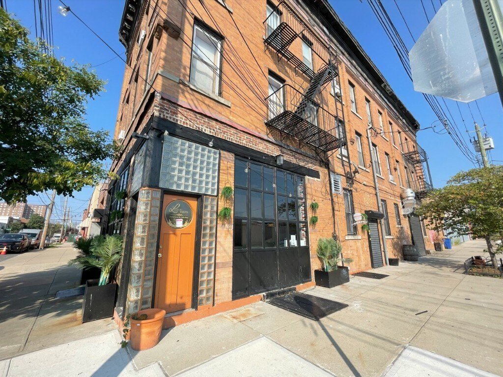 177 Dwight St, Brooklyn, NY for Rent