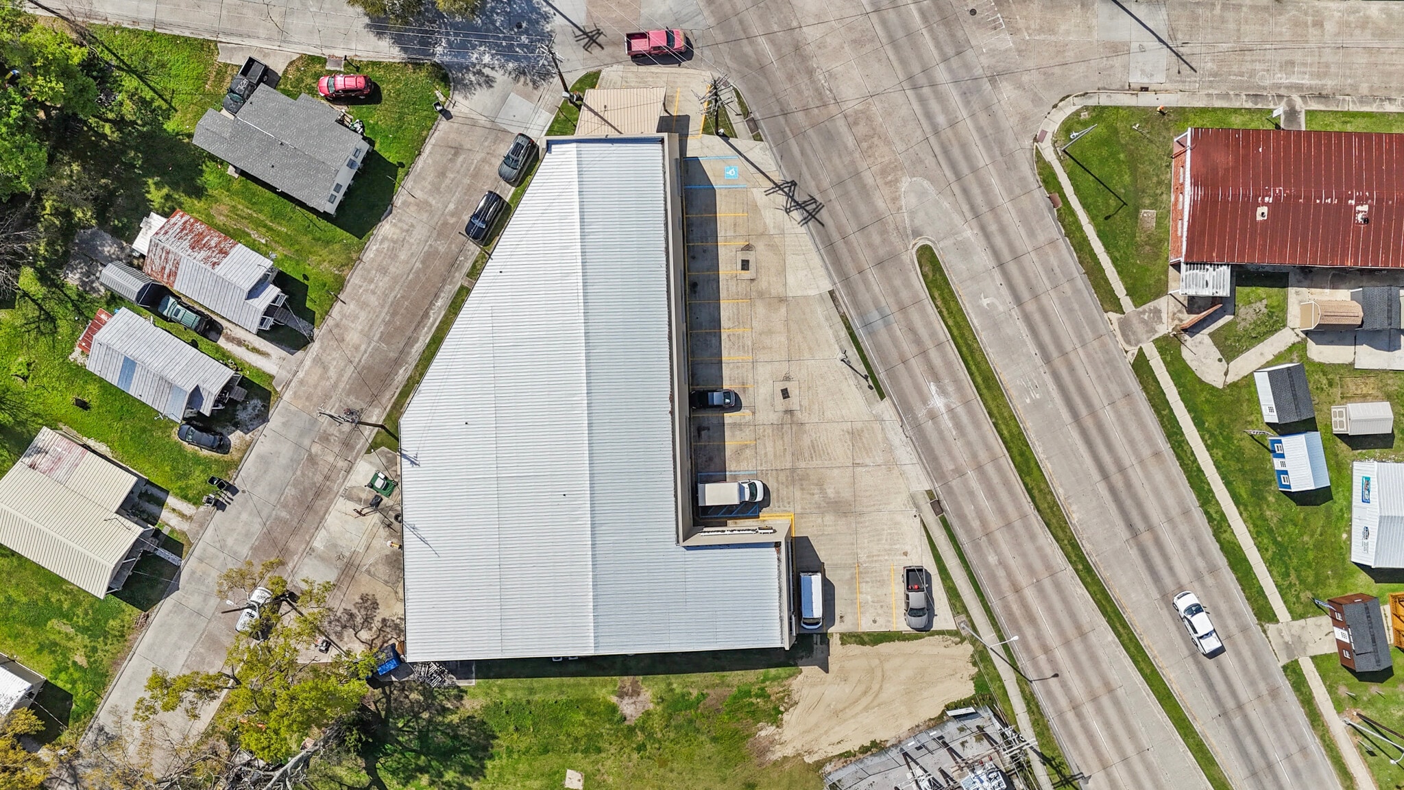 421 W Tunnel Blvd, Houma, LA for Sale