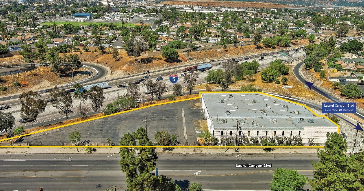 8866 Laurel Canyon Blvd, Sun Valley, CA for Rent