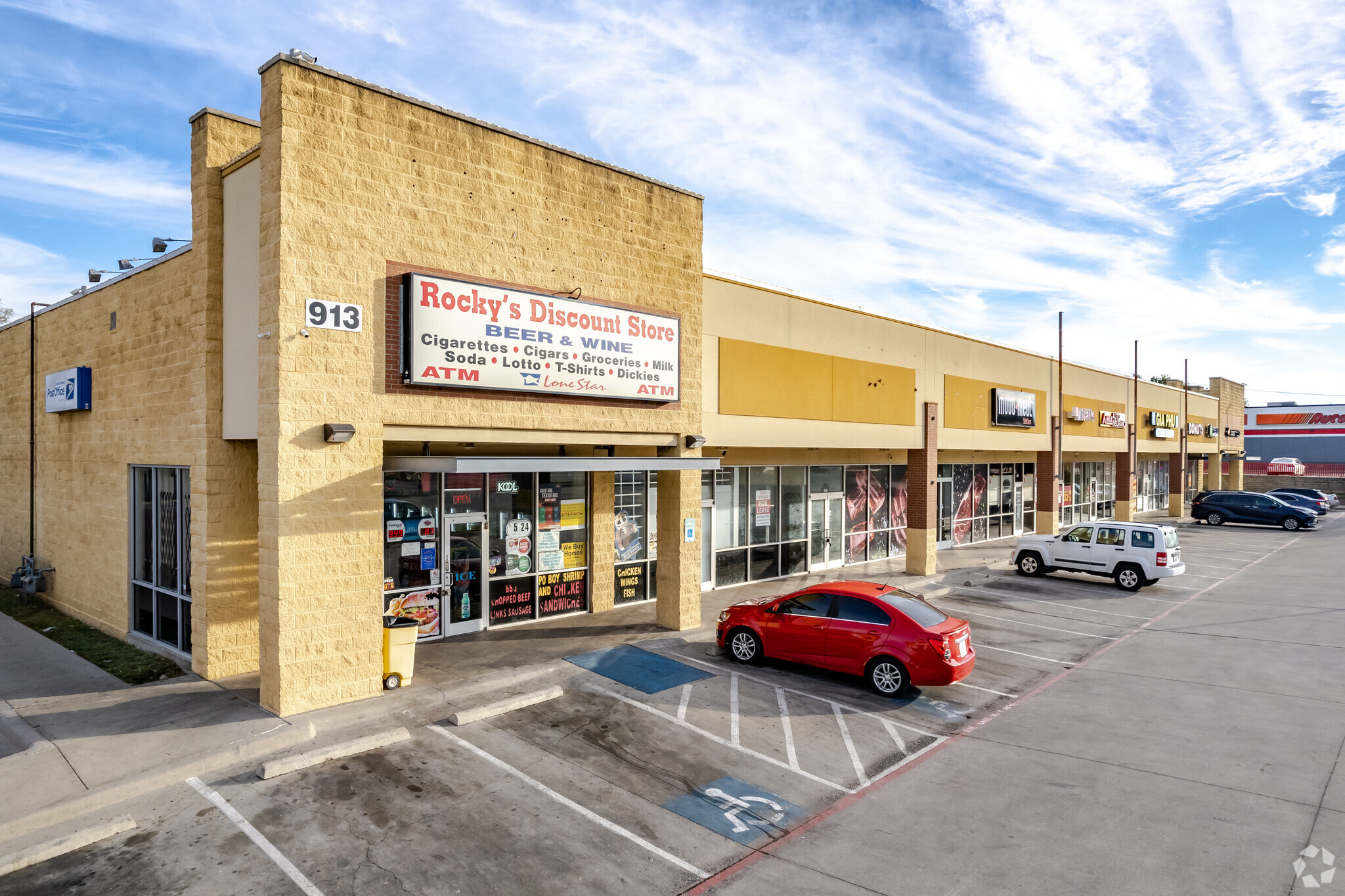 913 E Berry St, Fort Worth, TX for Rent