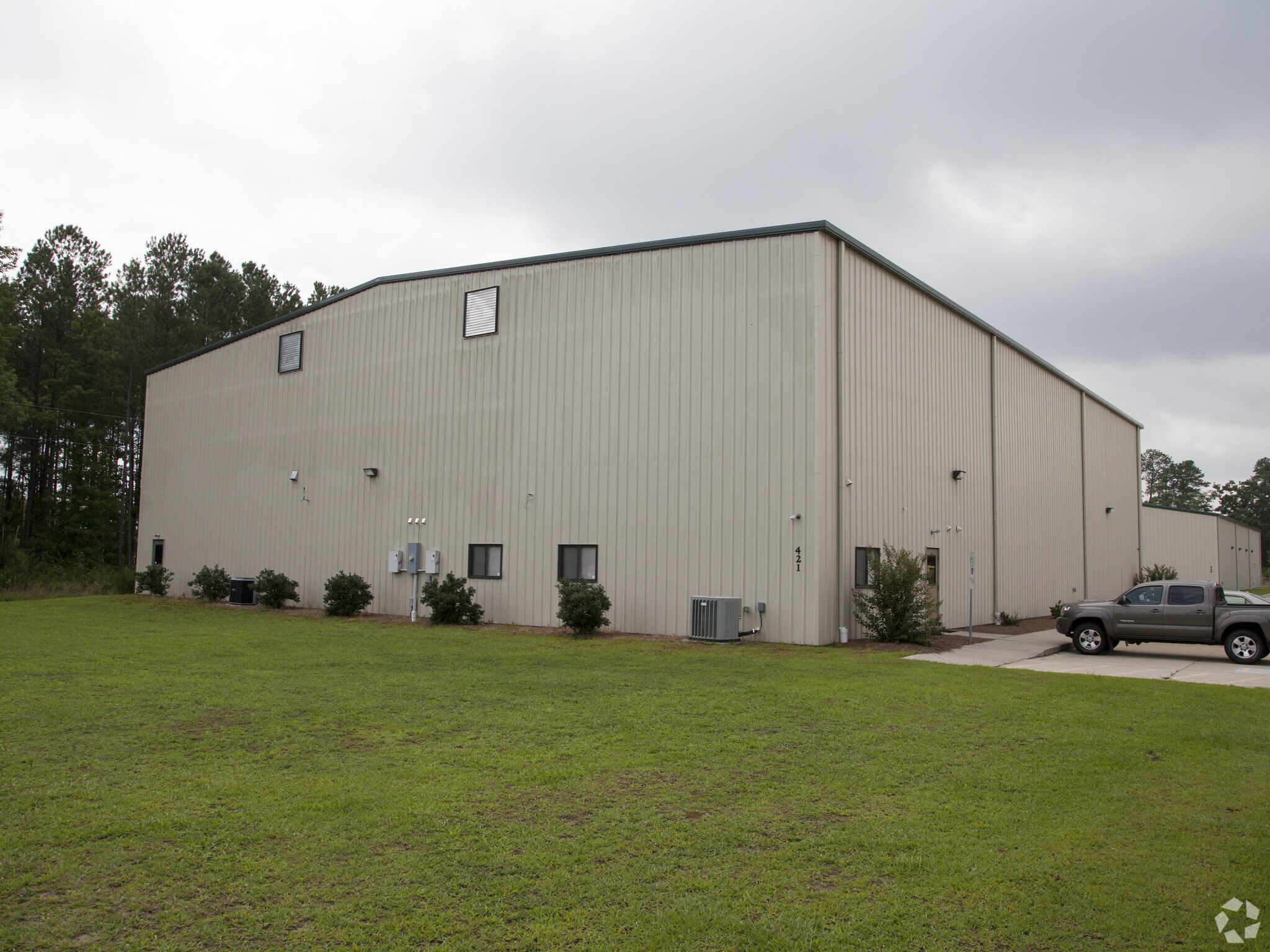 421 W Manchester Rd, Spring Lake, NC for Rent