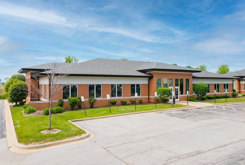 8041 W 186th St, Tinley Park, IL for Sale