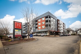 Memphis, TN Retail - 395 S Highland St