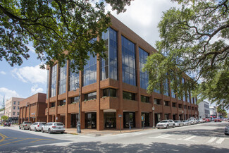 Savannah, GA Office/Retail - 33 Bull St