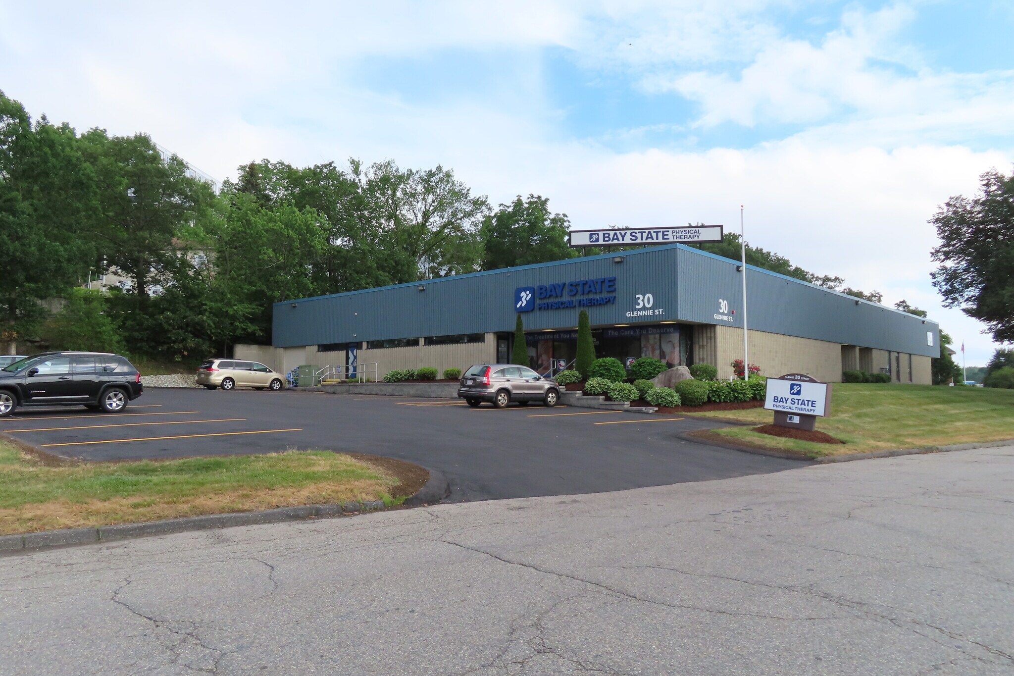 30 Glennie St, Worcester, MA for Rent