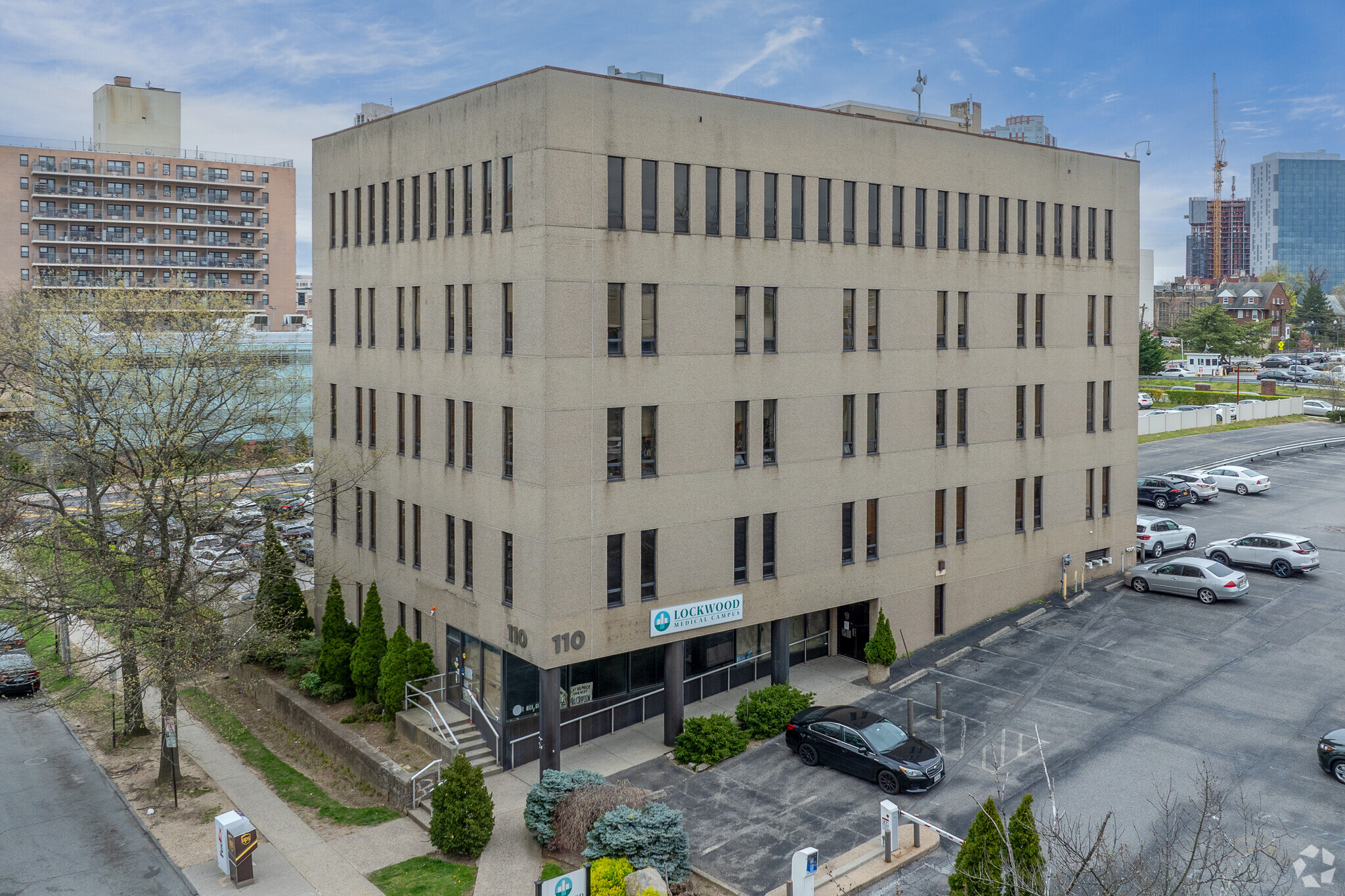 110 Lockwood Ave, New Rochelle, NY for Sale