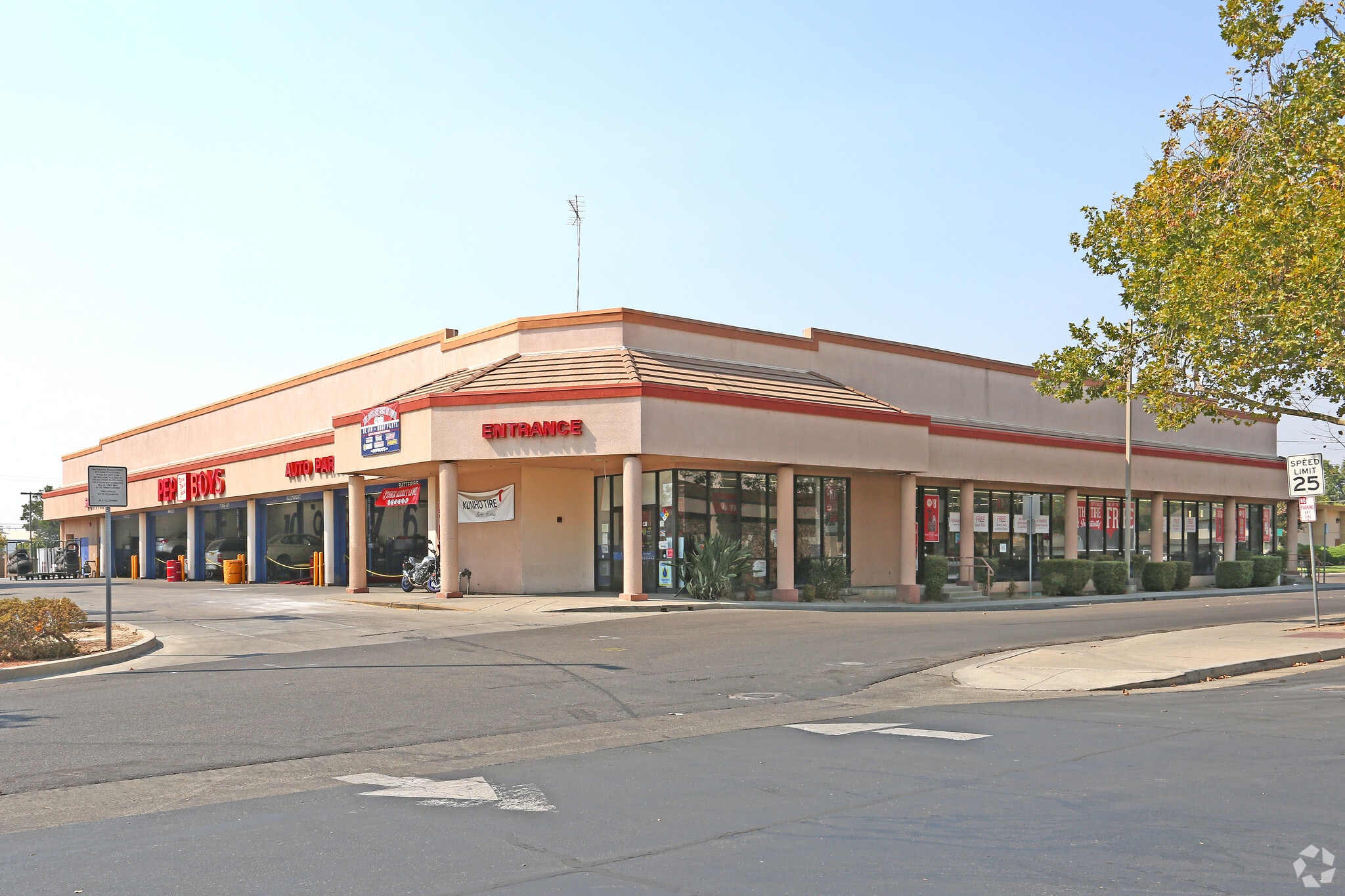 1207 West Main St, Merced, CA for Rent