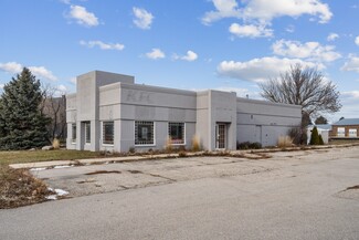 Clear Lake, IA Retail - 10 Plaza Dr