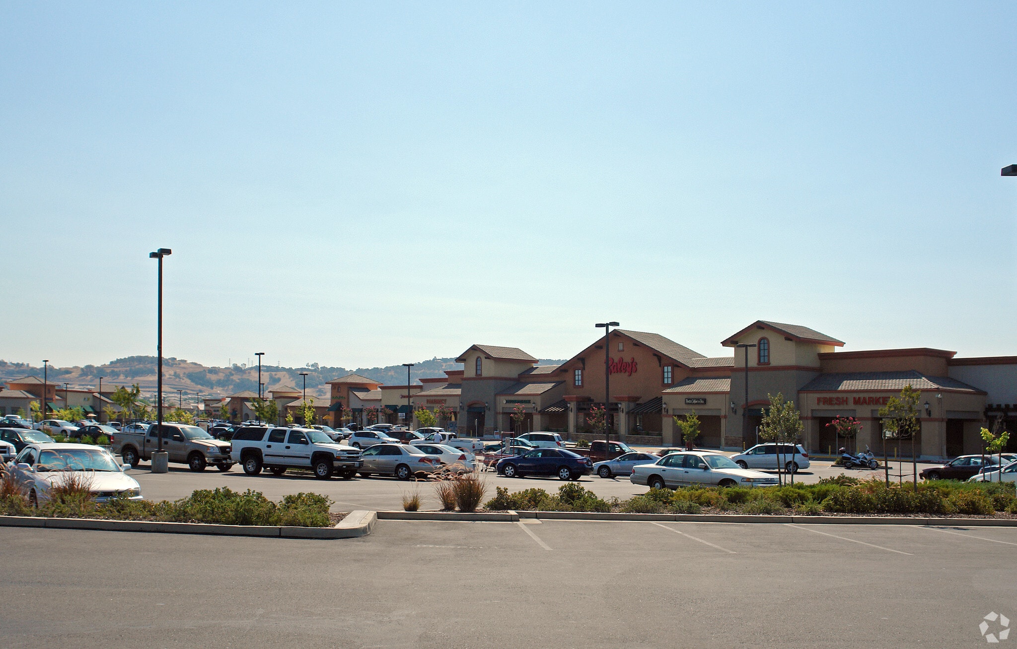 25005-25095 Blue Ravine Rd, Folsom, CA for Rent
