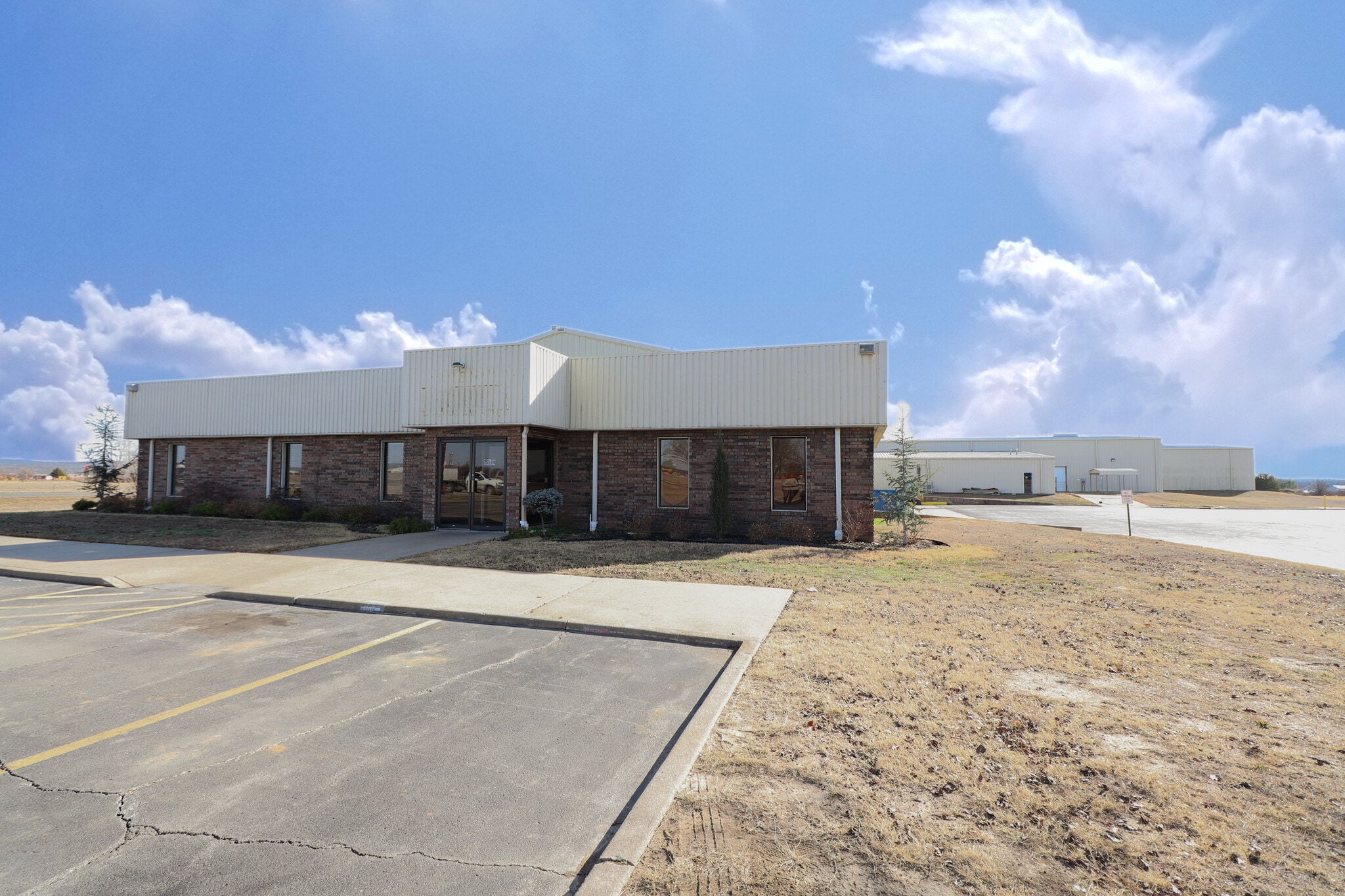 401 S 41st St E, Muskogee, OK for Sale