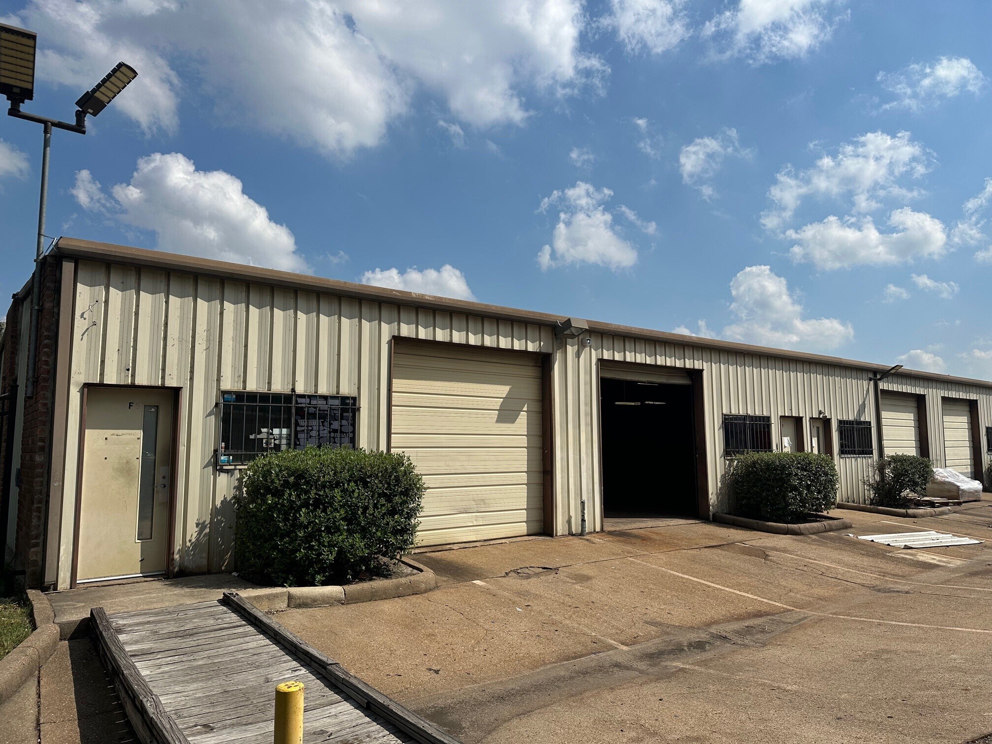1730 Elmview Dr, Houston, TX for Rent