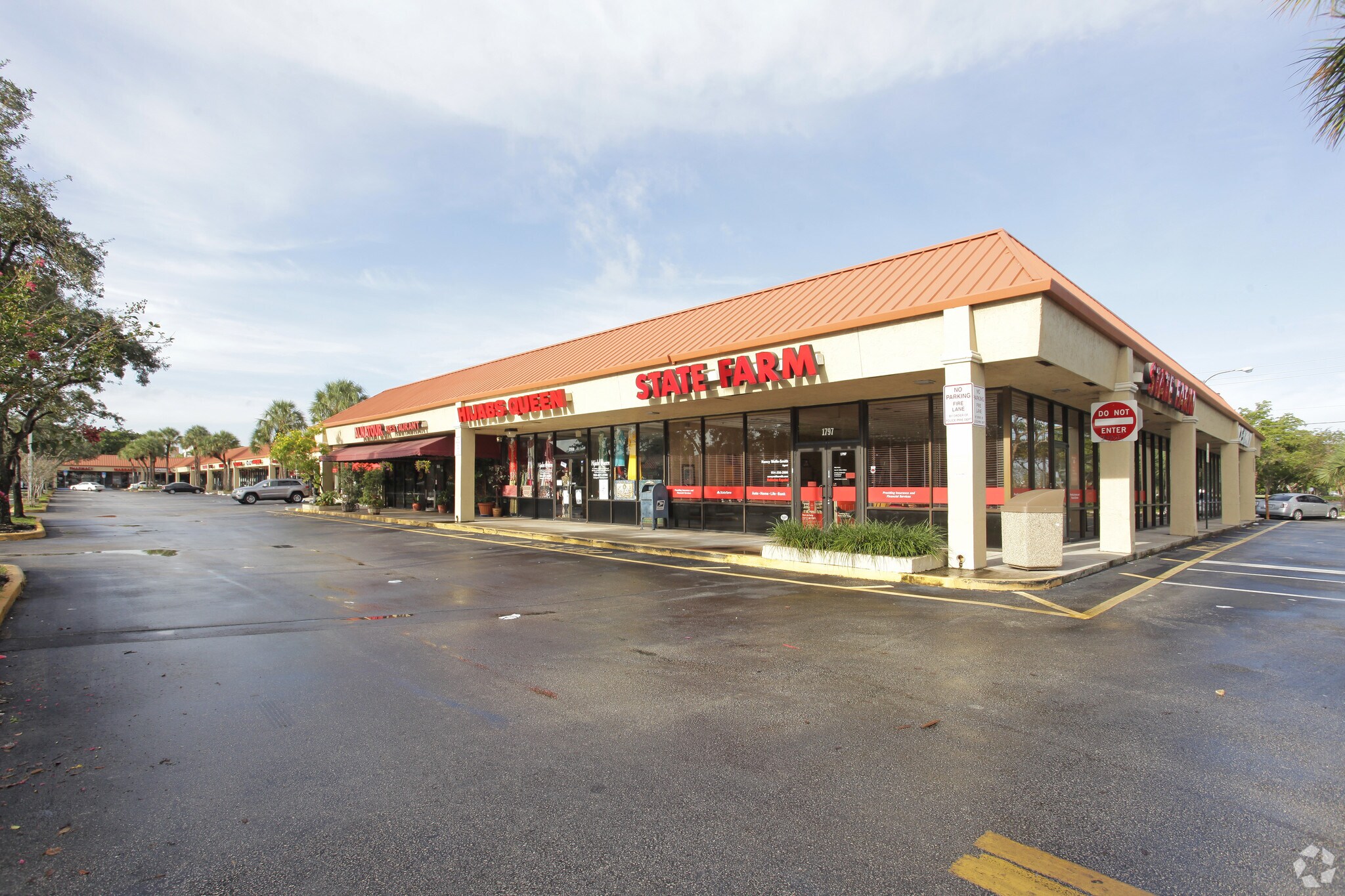 17271797 N University Dr Plantation, FL 33322 Shopping Center