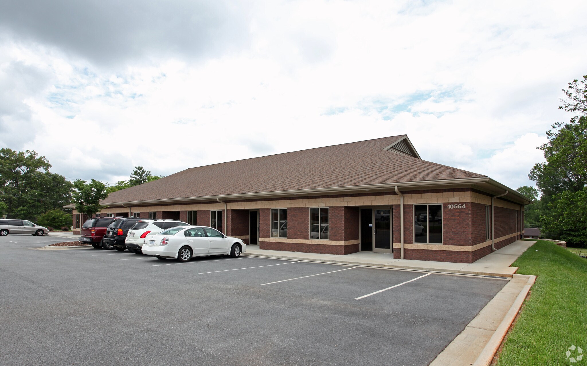 10564 N Main St, Archdale, NC for Rent