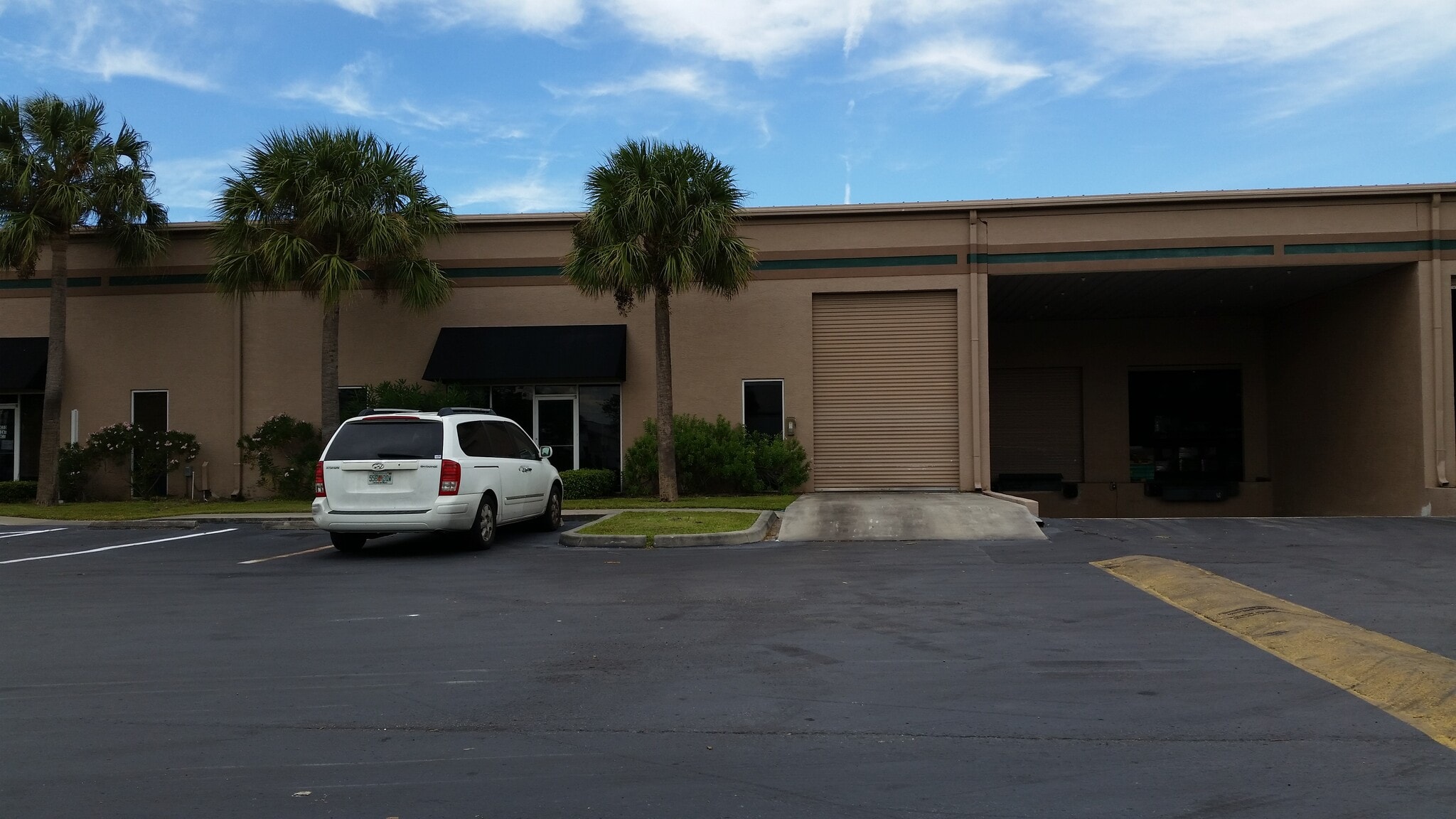 12401 Belcher Rd S, Largo, FL for Rent