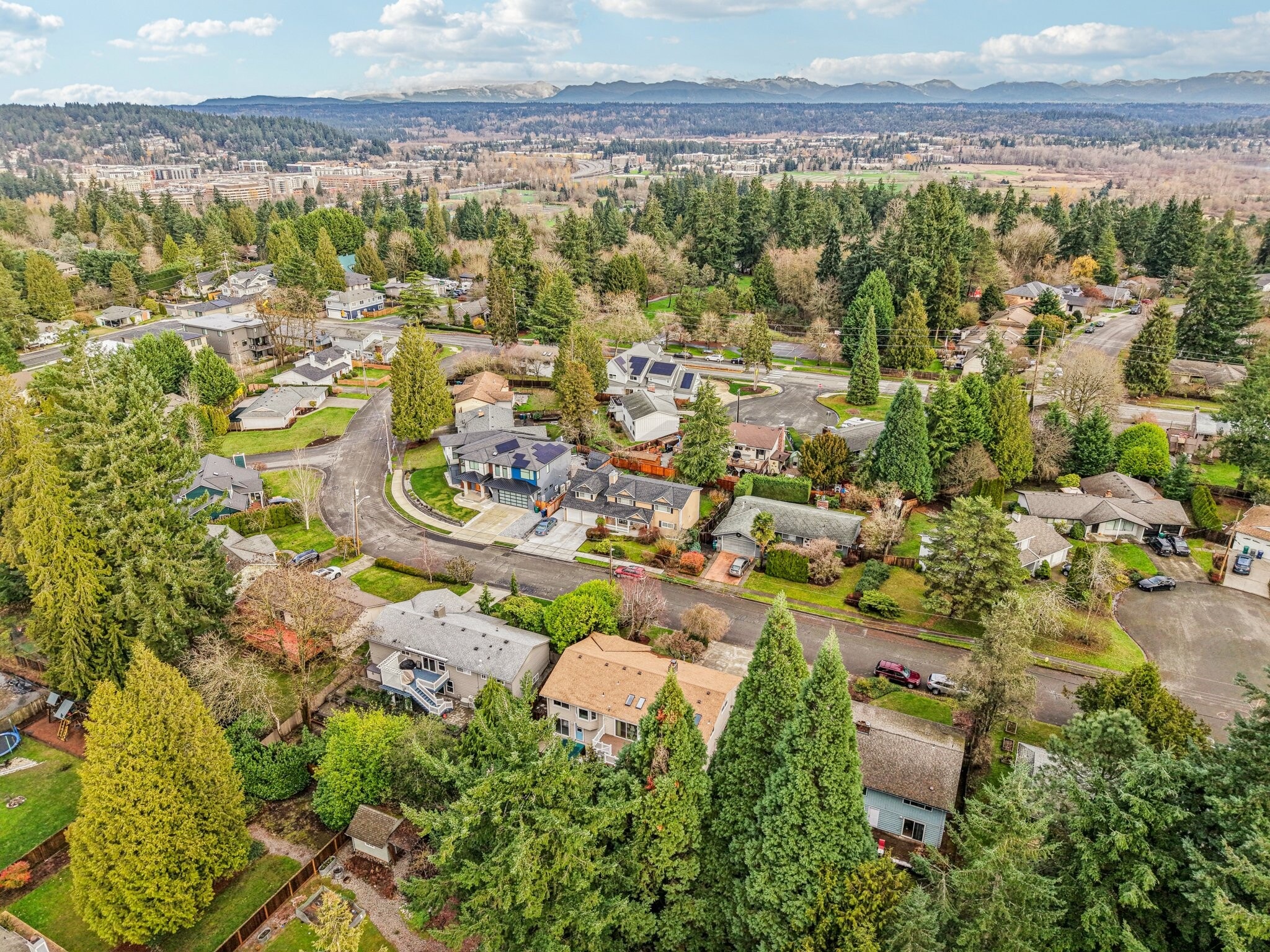 5733 155th Ave NE, Redmond, WA for Sale
