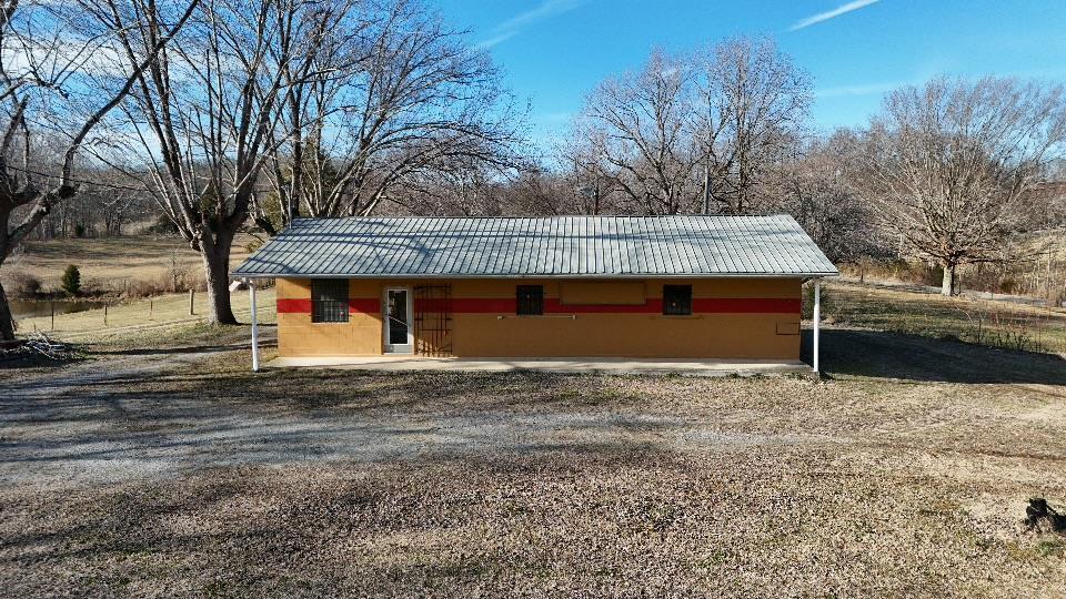 4075 York Hwy, Gainesboro, TN for Sale