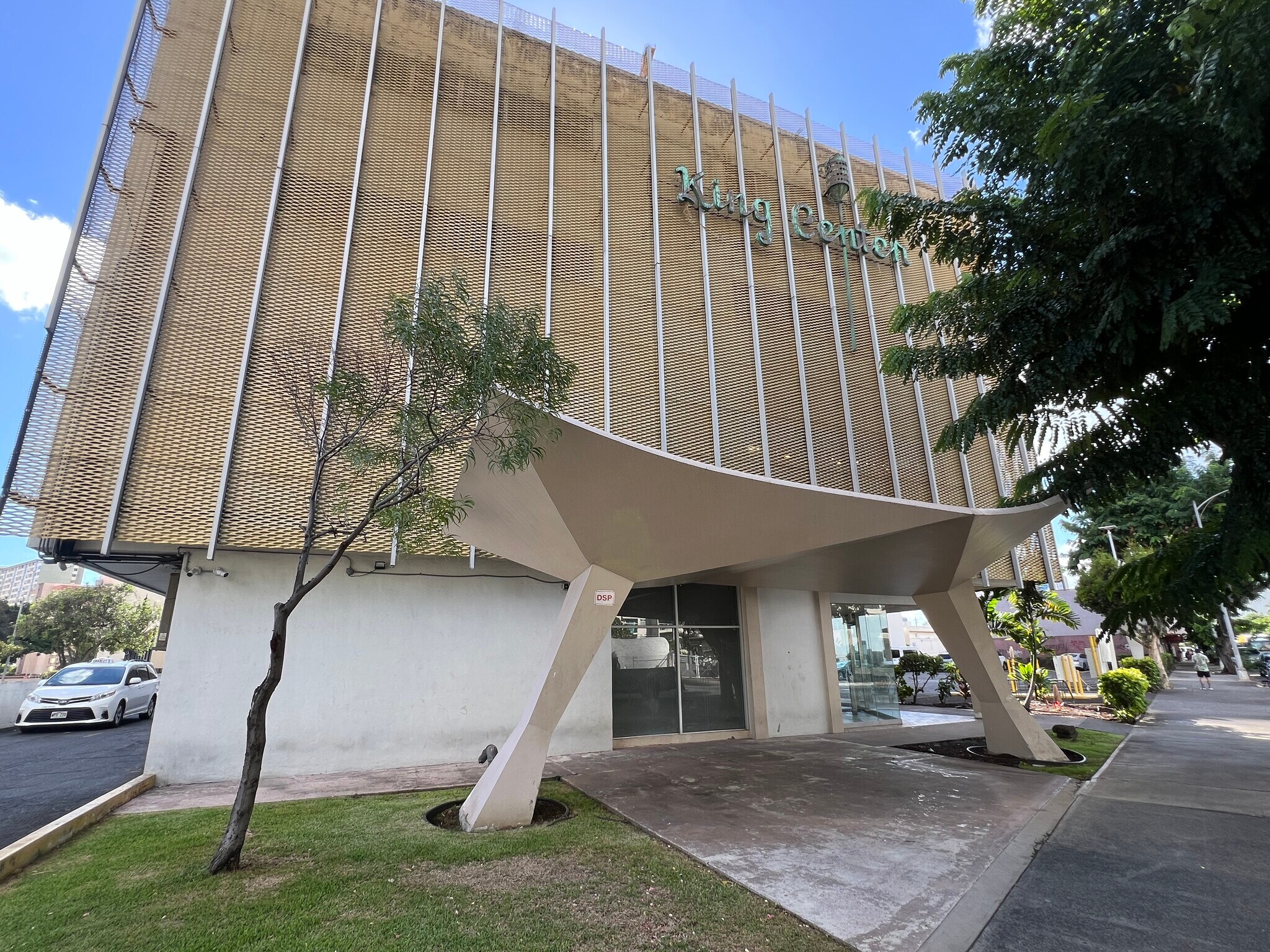 1451 S king St, Honolulu, HI for Rent