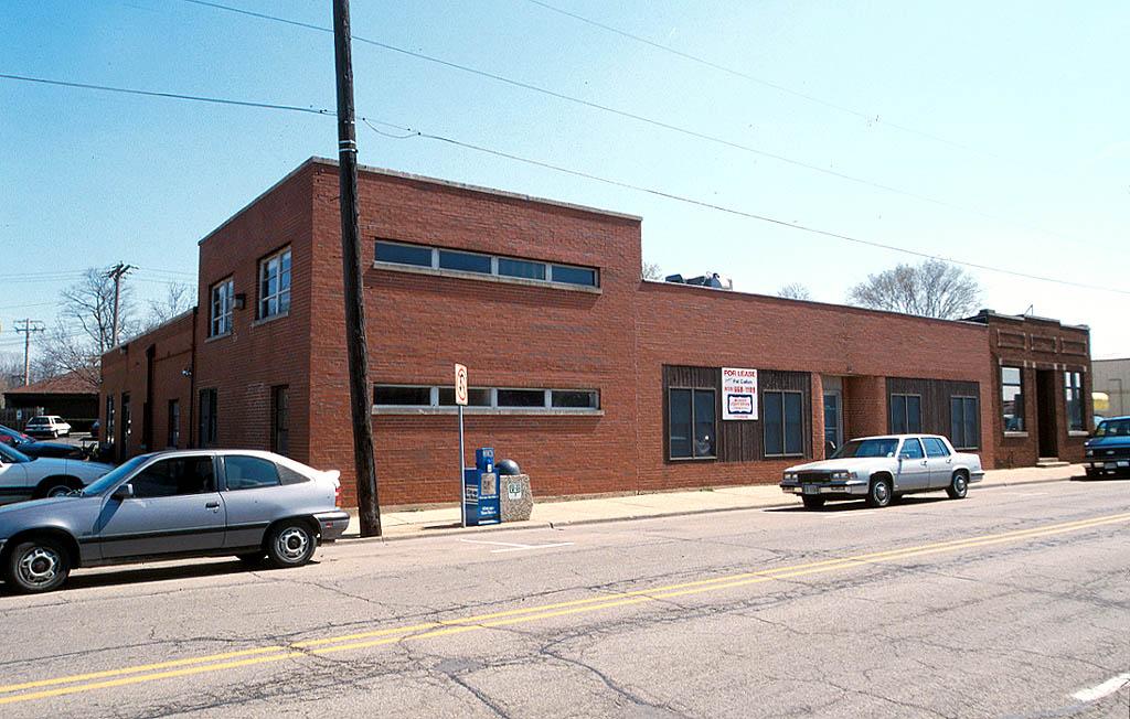 131 Fremont St, West Chicago, IL for Sale