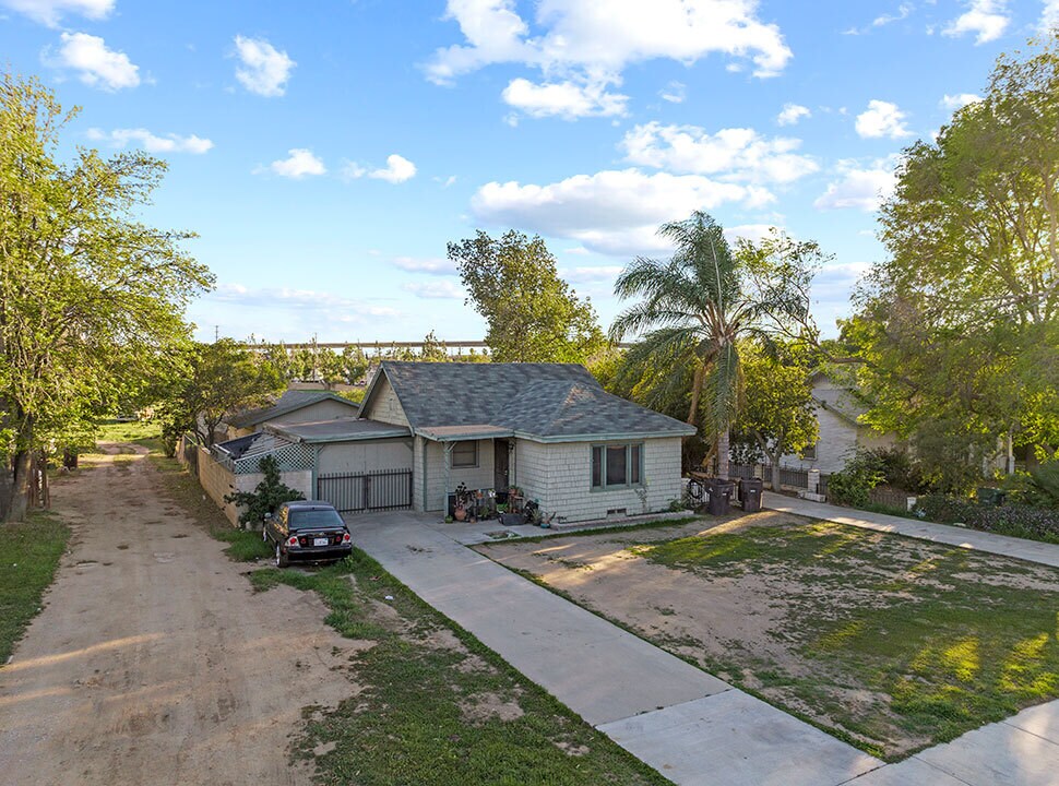 1964 Marlborough Ave Riverside, CA 92507 Land Property for Sale on