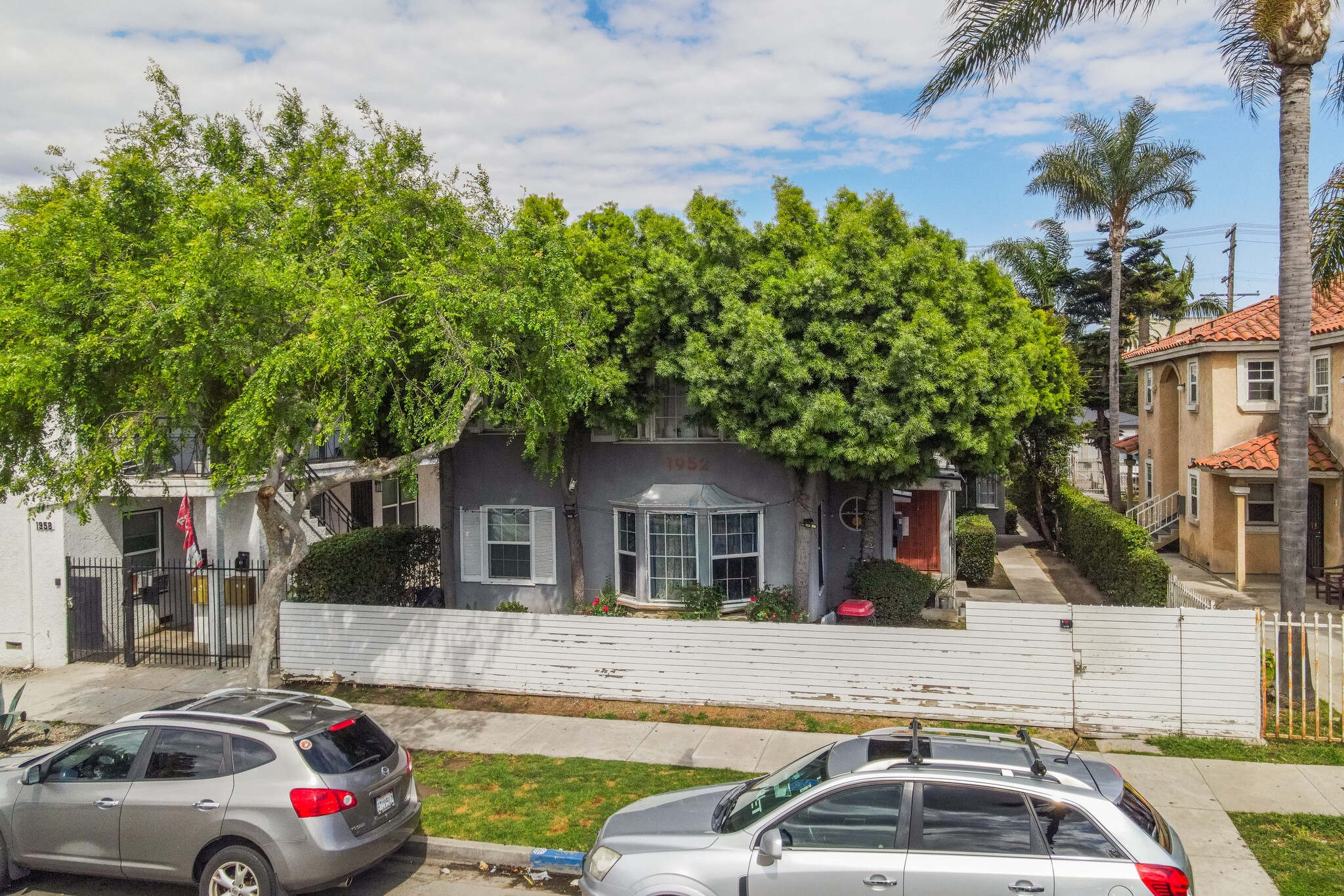 1952 Pine Ave, Long Beach, CA for Sale